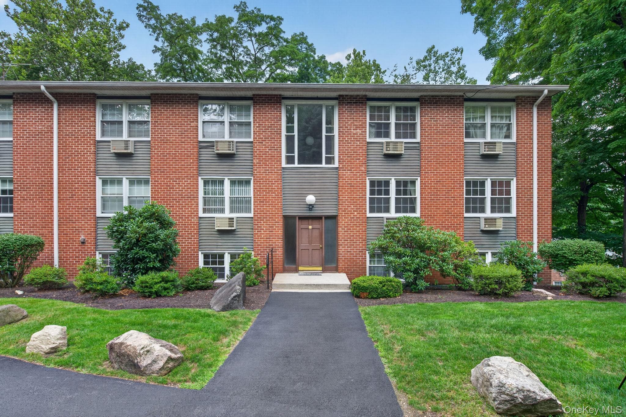 4 Dove Court Unit: V, Croton-on-hudson