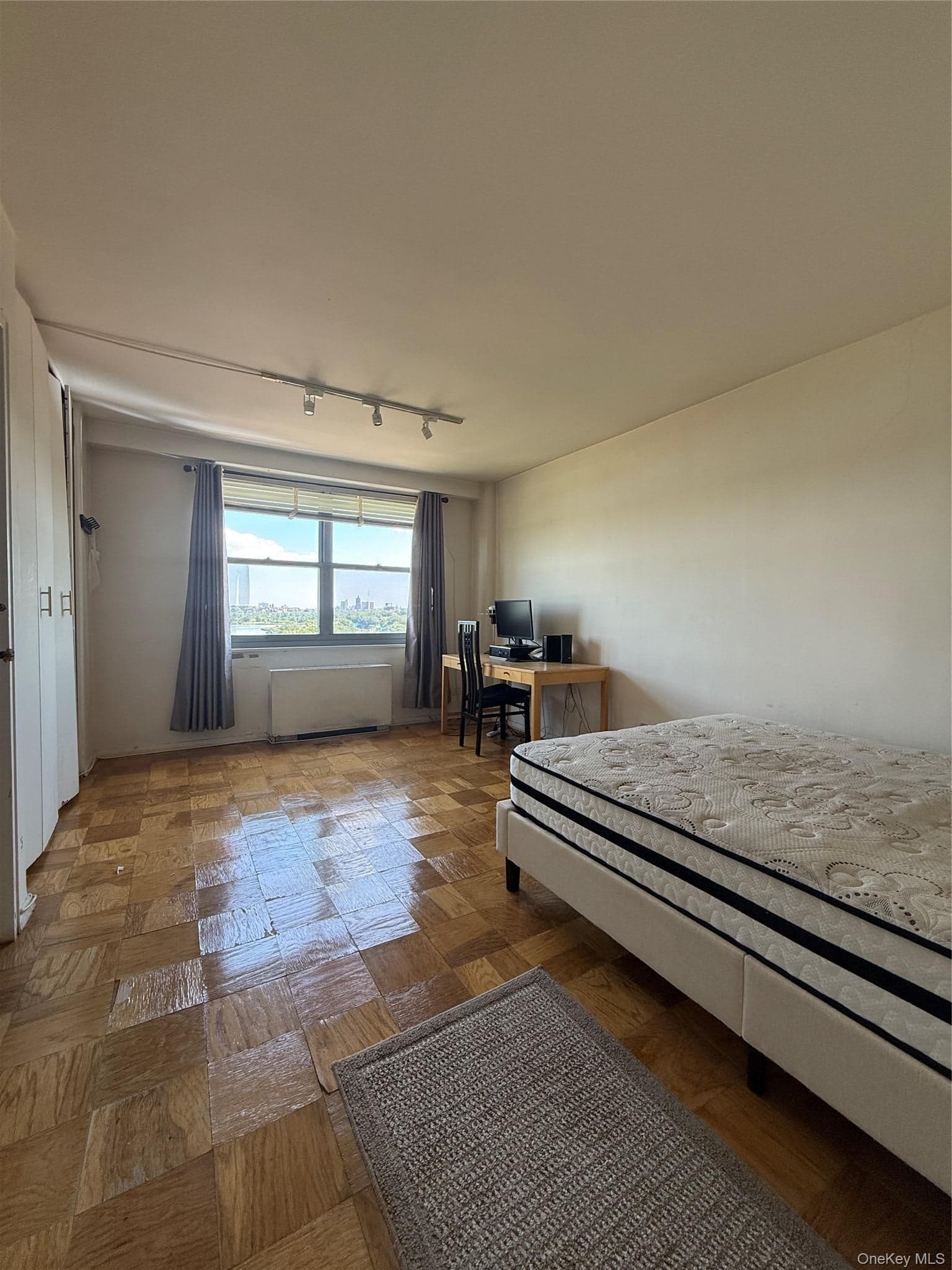 61-20 Grand Central Parkway Unit: A 1205 thumbnail 22