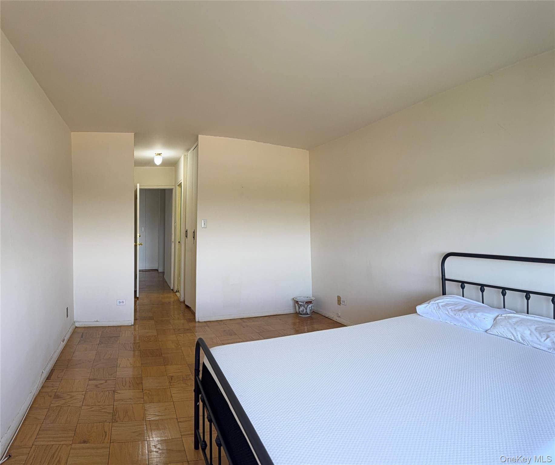 61-20 Grand Central Parkway Unit: A 1205 thumbnail 25