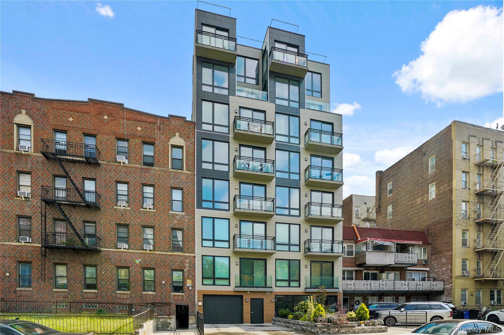 379 Ocean Parkway Unit: 3A, Brooklyn