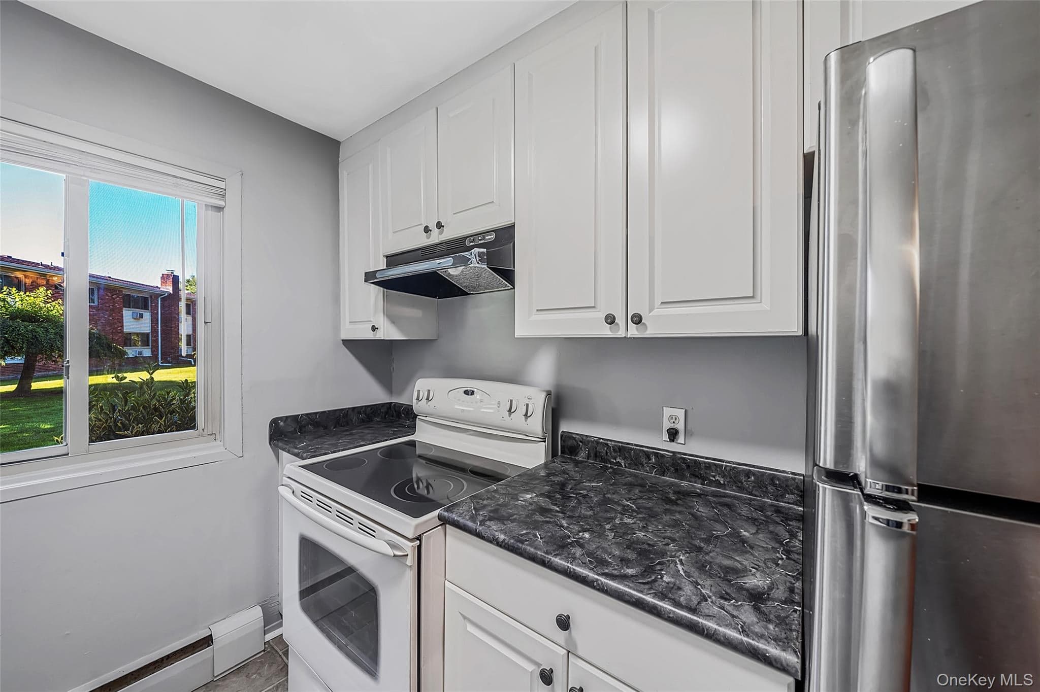 2397 Union Blvd Blvd Unit: 8a thumbnail 14