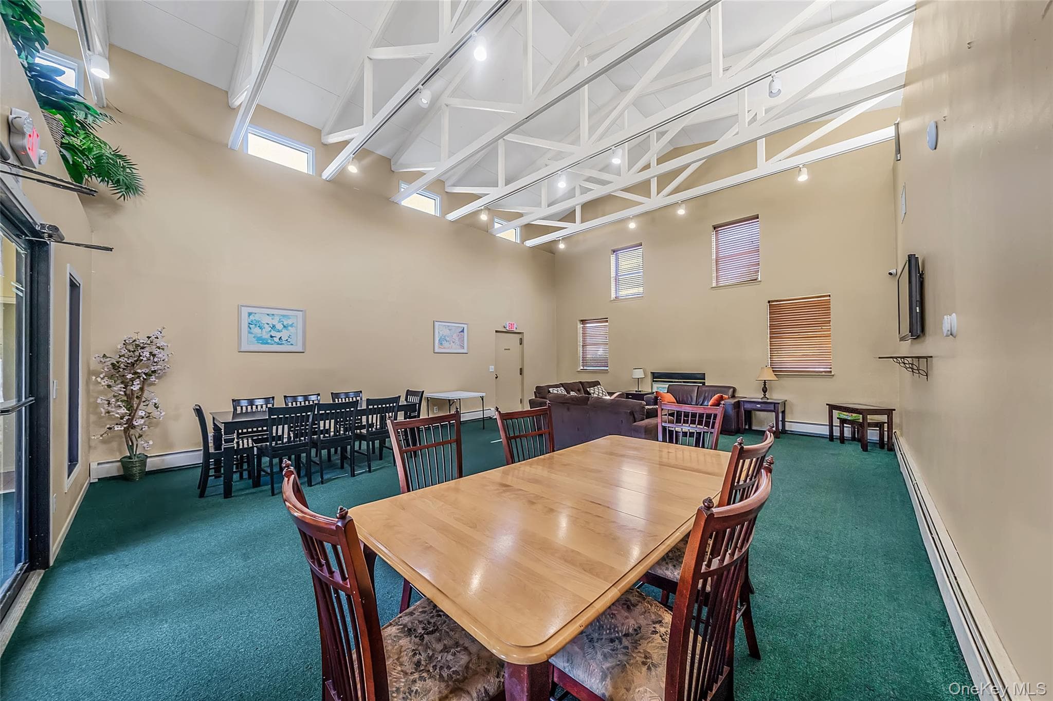2397 Union Blvd Blvd Unit: 8a thumbnail 24
