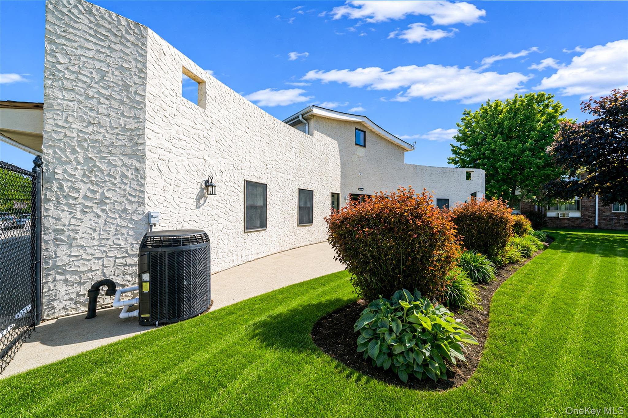 2397 Union Blvd Blvd Unit: 8a thumbnail 18