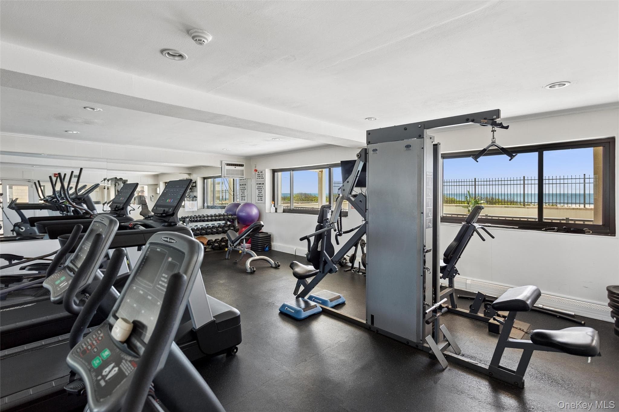 420 Shore Road Unit: 5E thumbnail 27