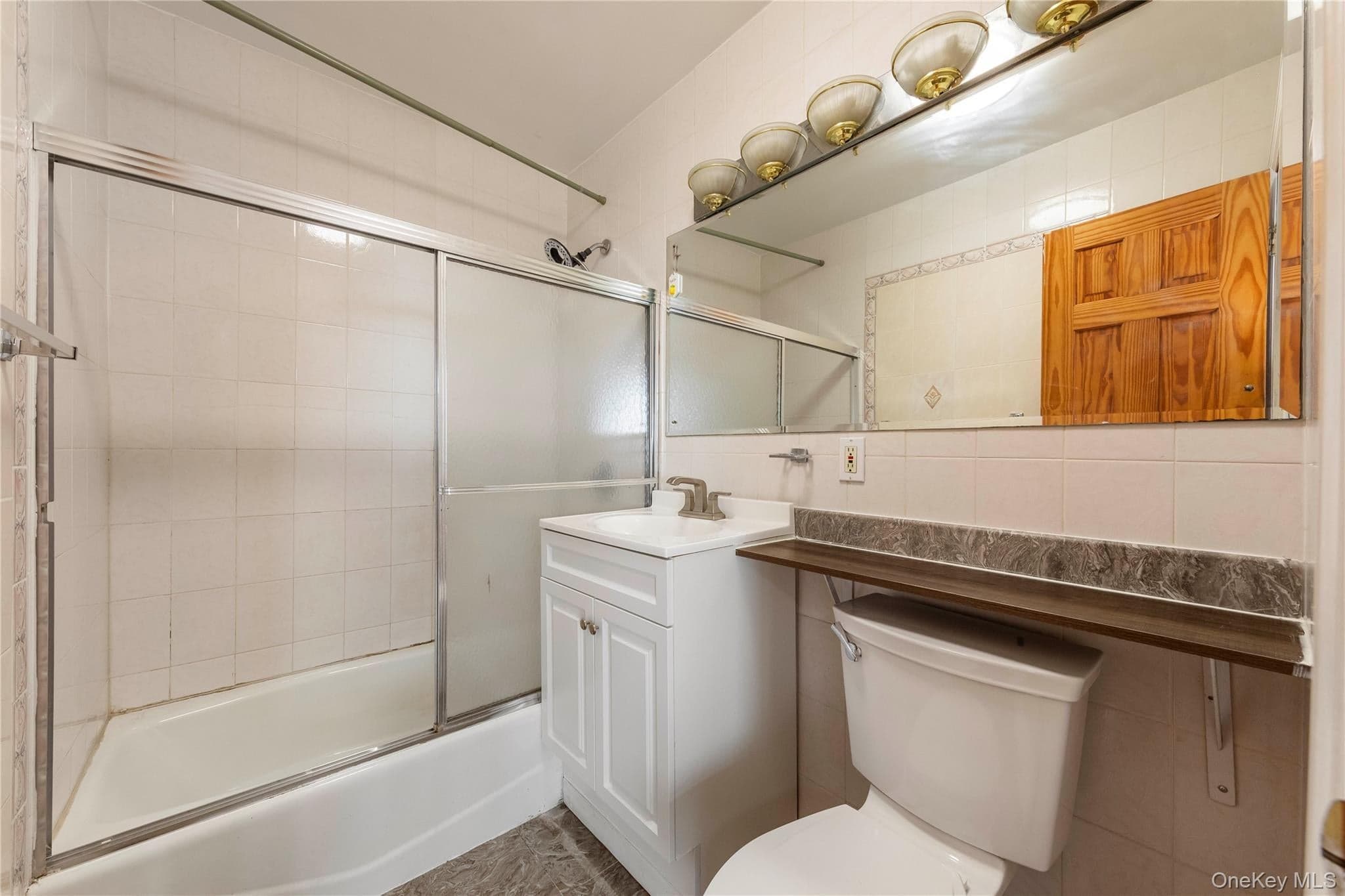 14218 38th Avenue Unit: 9C thumbnail 8