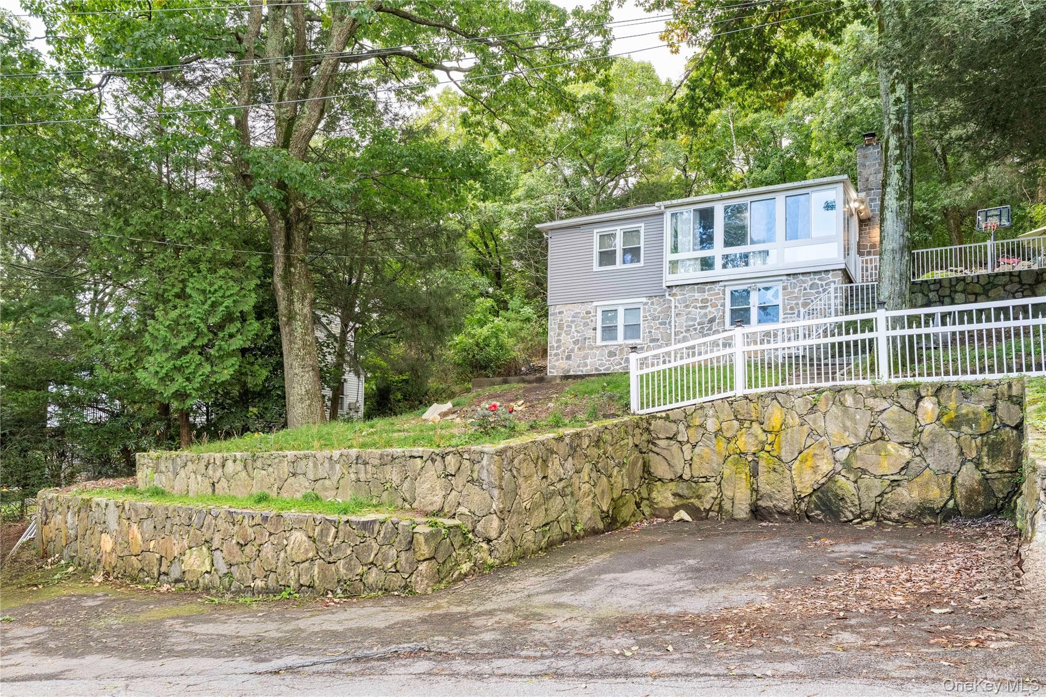 718 Hill Drive thumbnail 20