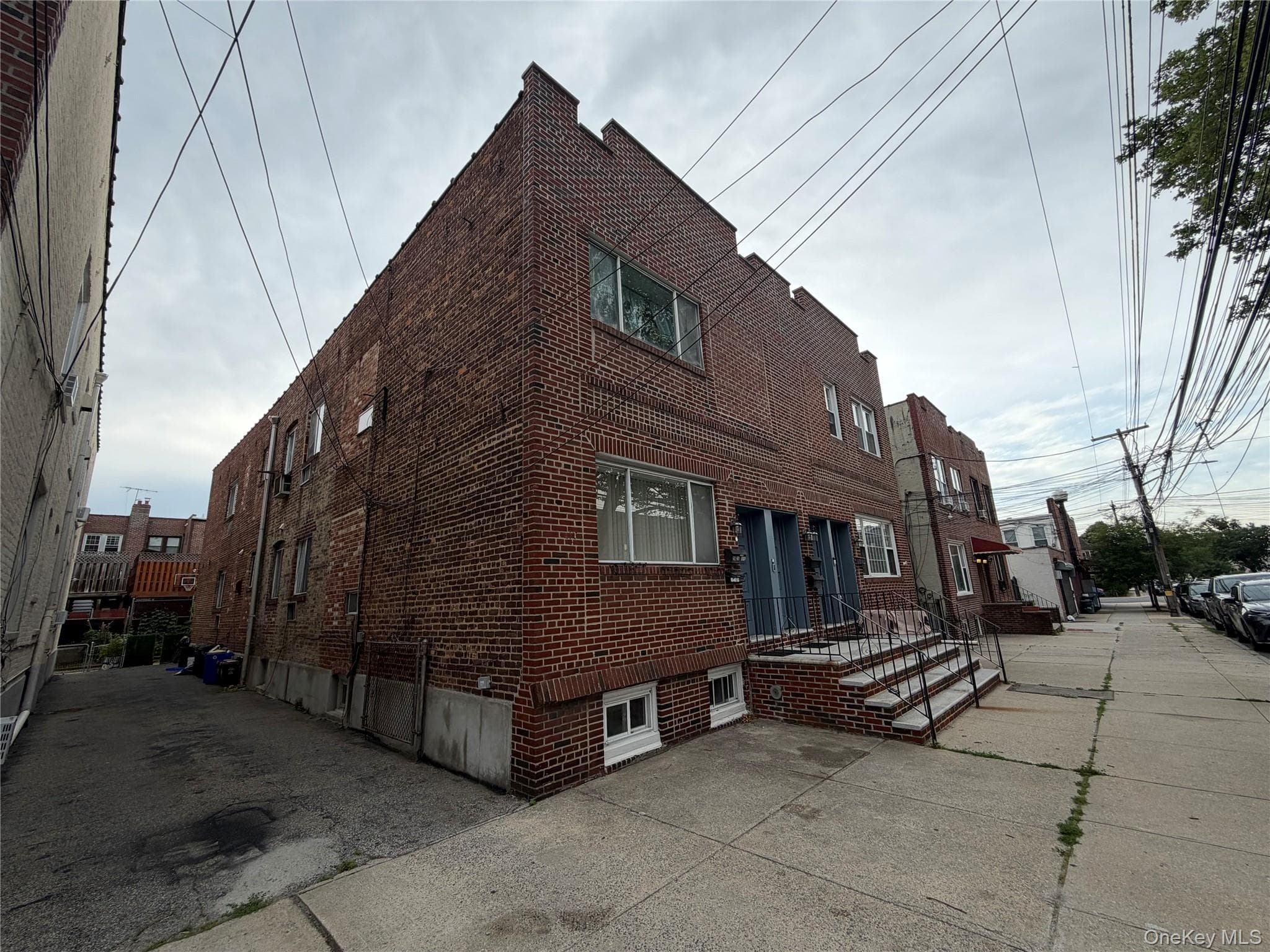 29-27 200th Street thumbnail 6