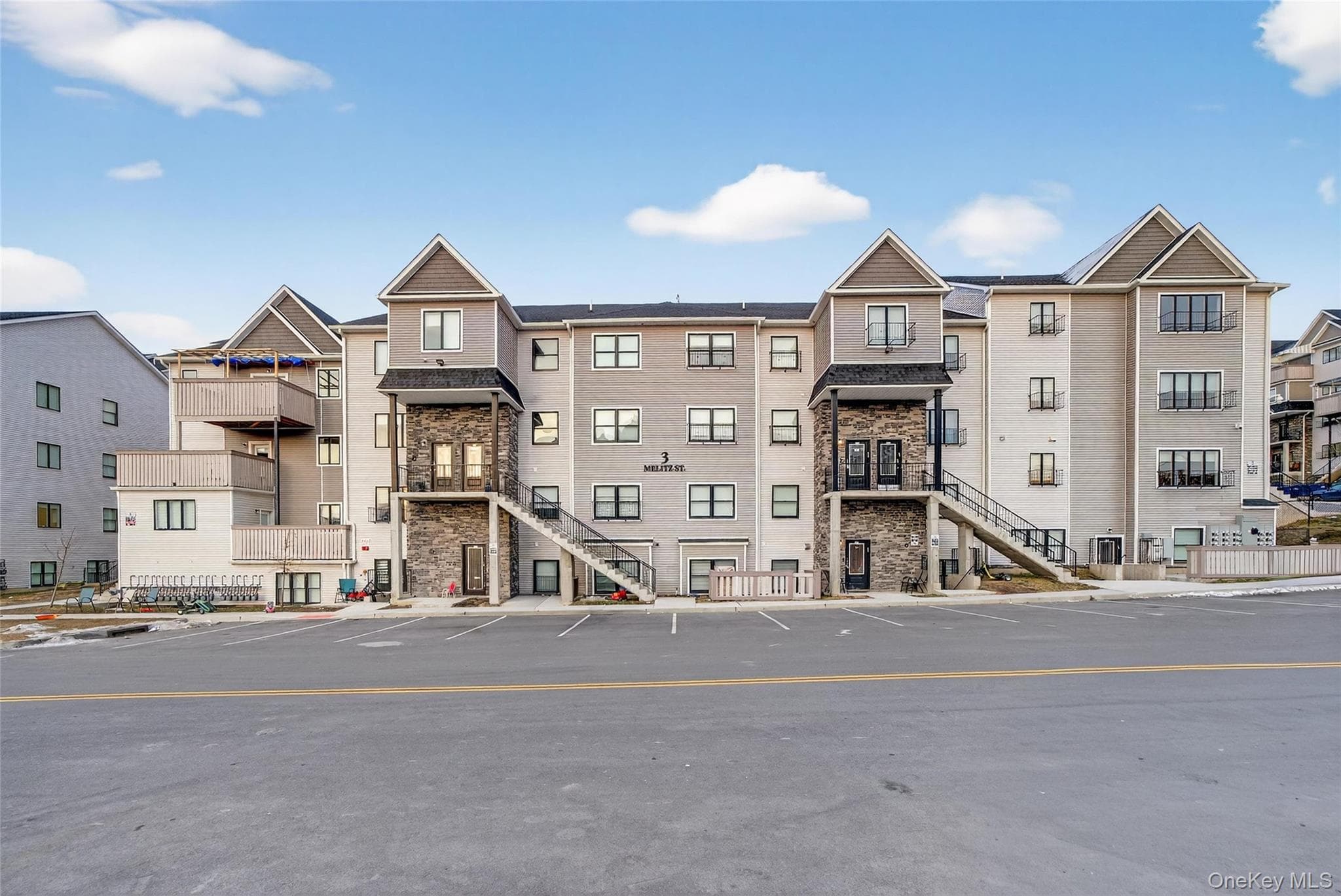 3 Melitz St Unit: 201 photo 1