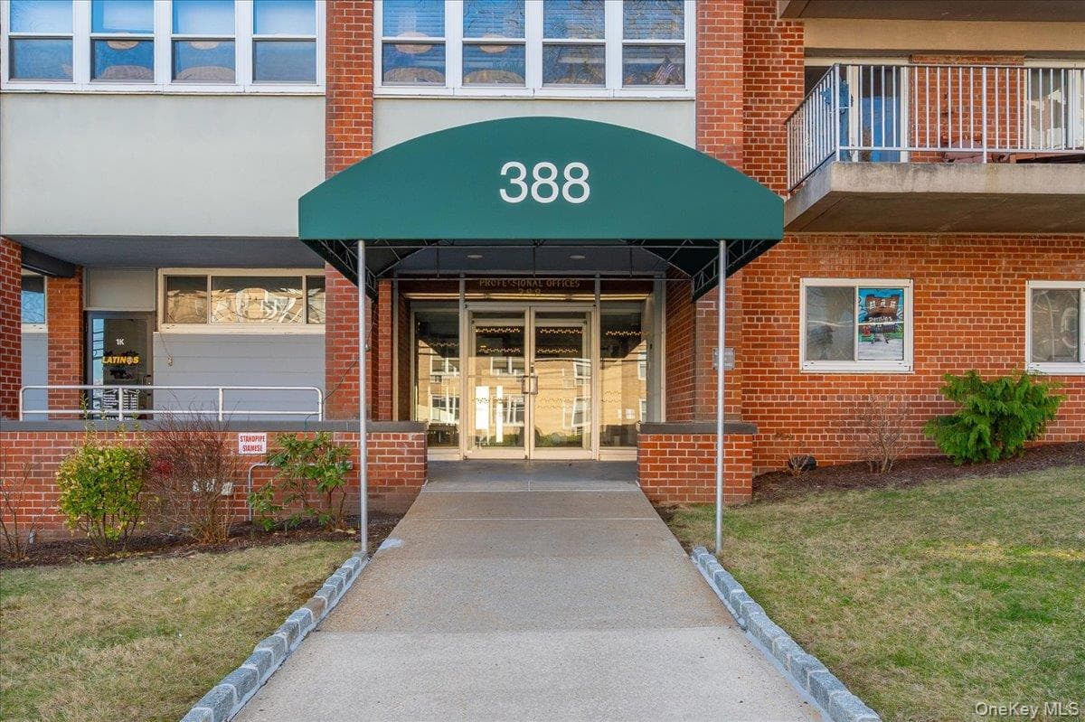 388 Westchester Avenue Unit: 1E, Port Chester