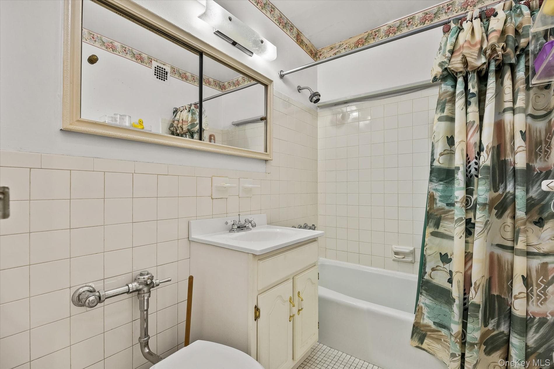 1874 Pelham Parkway Unit: 2R thumbnail 17
