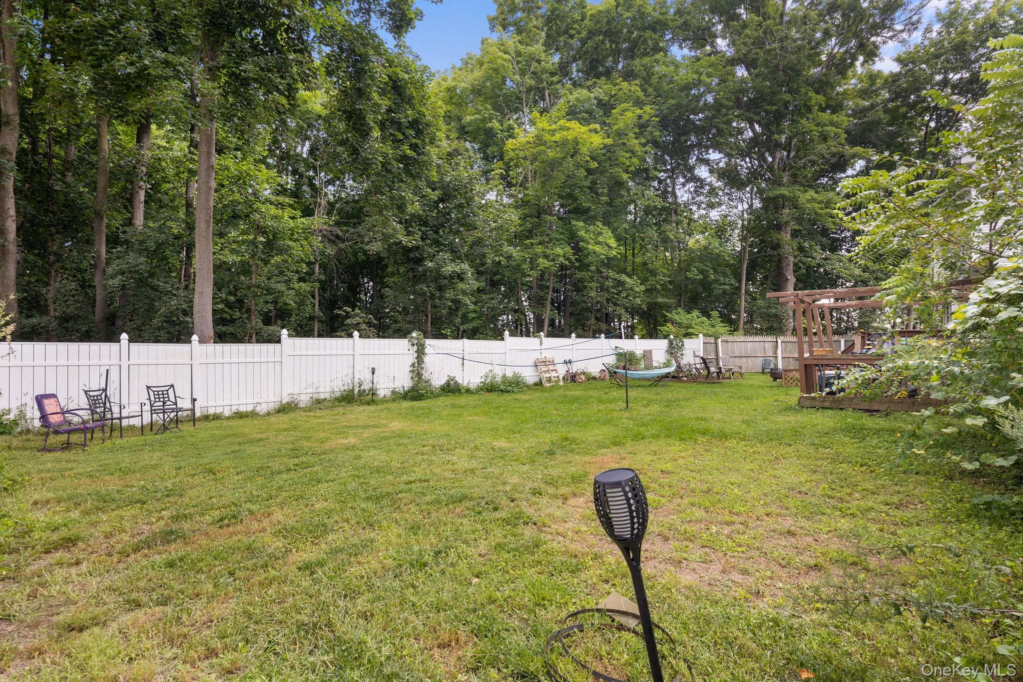 8 Wells Woods Lane thumbnail 33