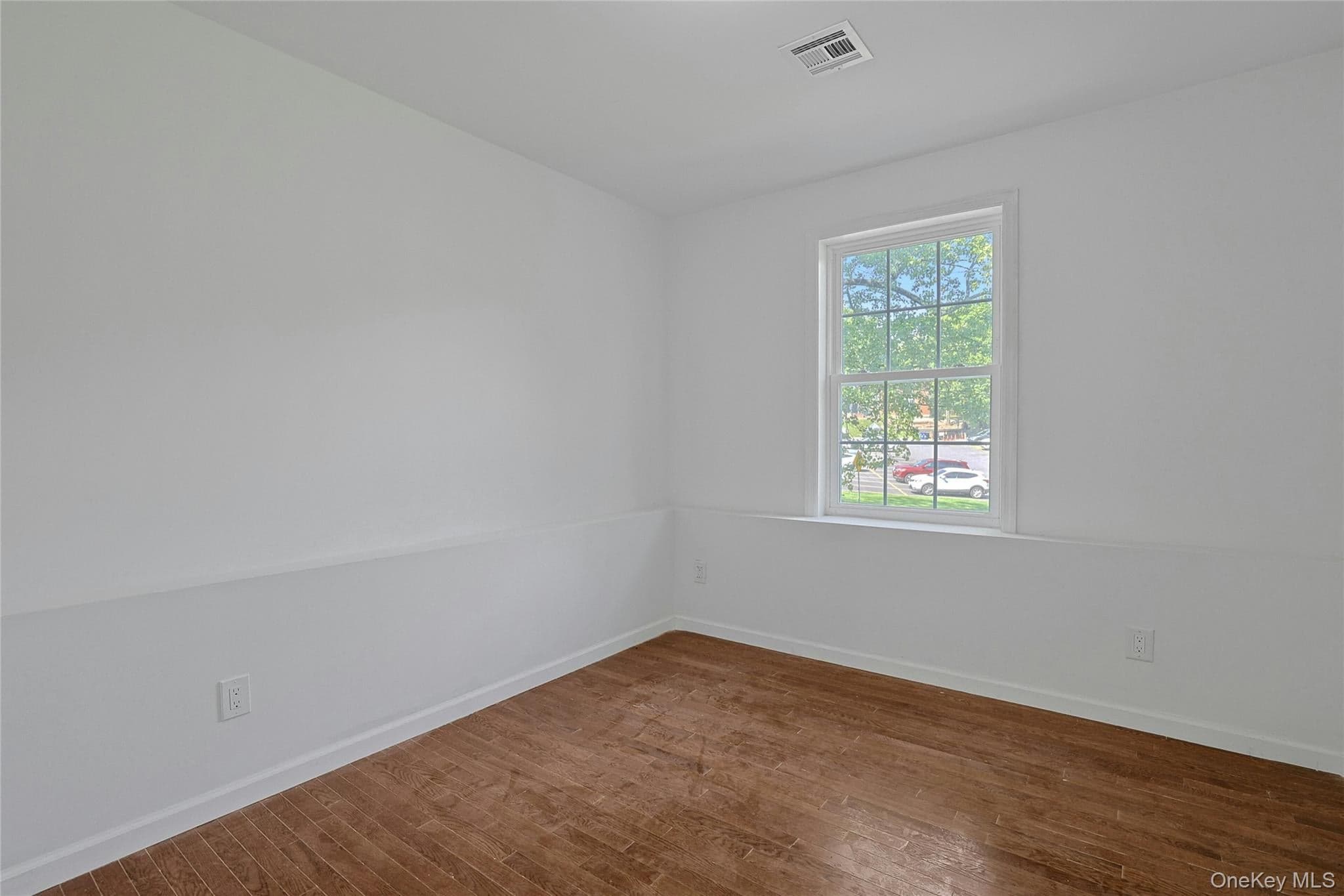 15 Waldron Avenue thumbnail 21