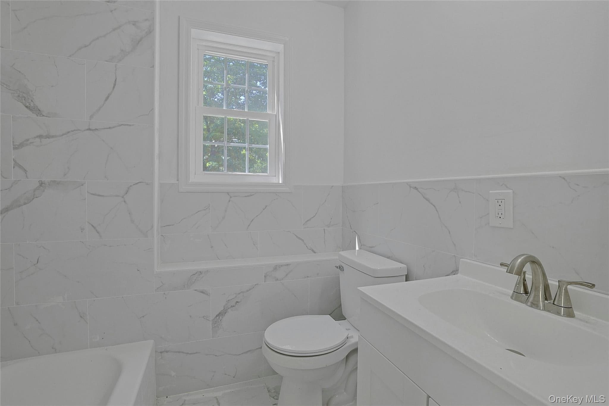 15 Waldron Avenue thumbnail 17