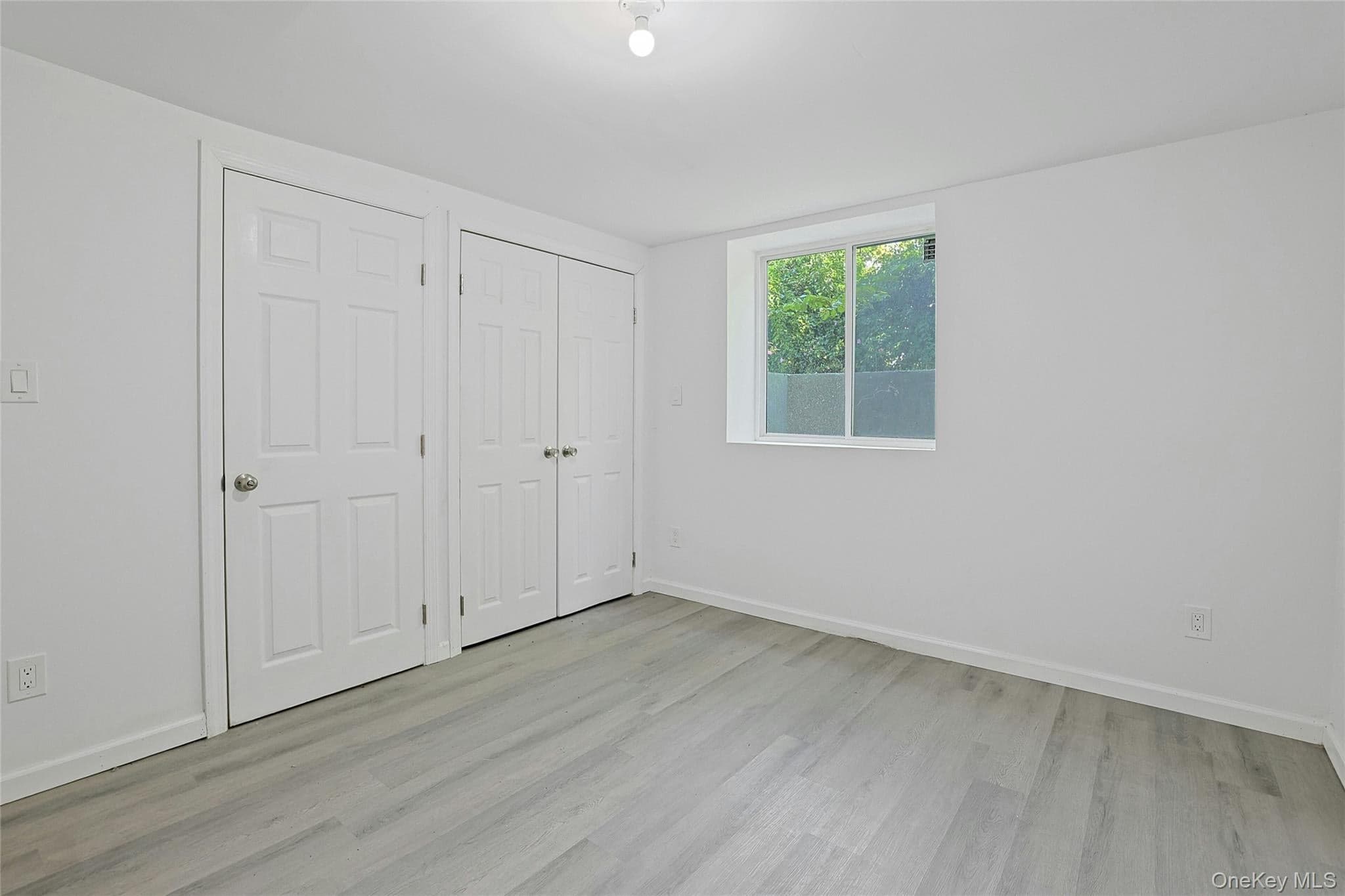 15 Waldron Avenue thumbnail 41