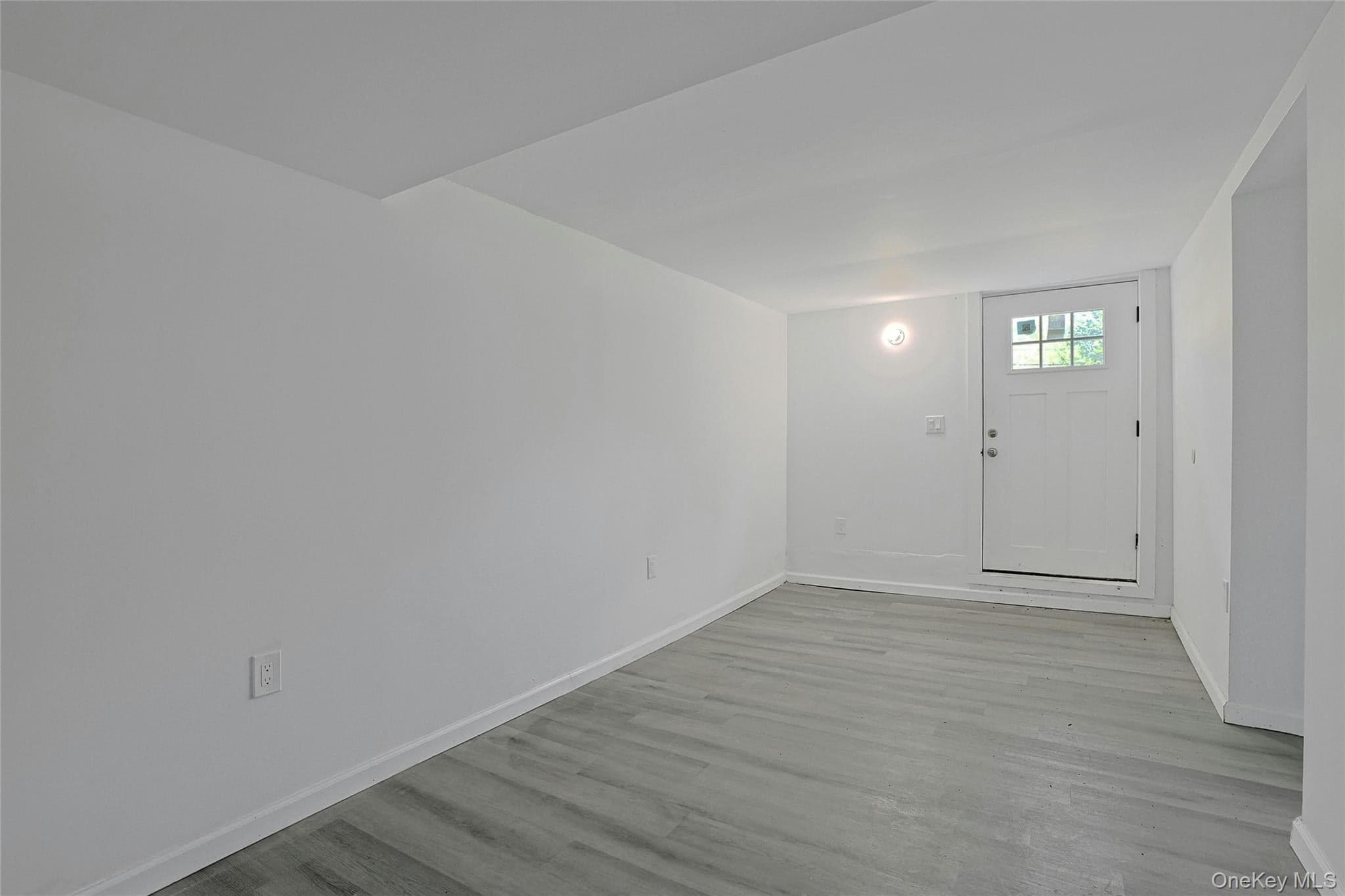15 Waldron Avenue thumbnail 37