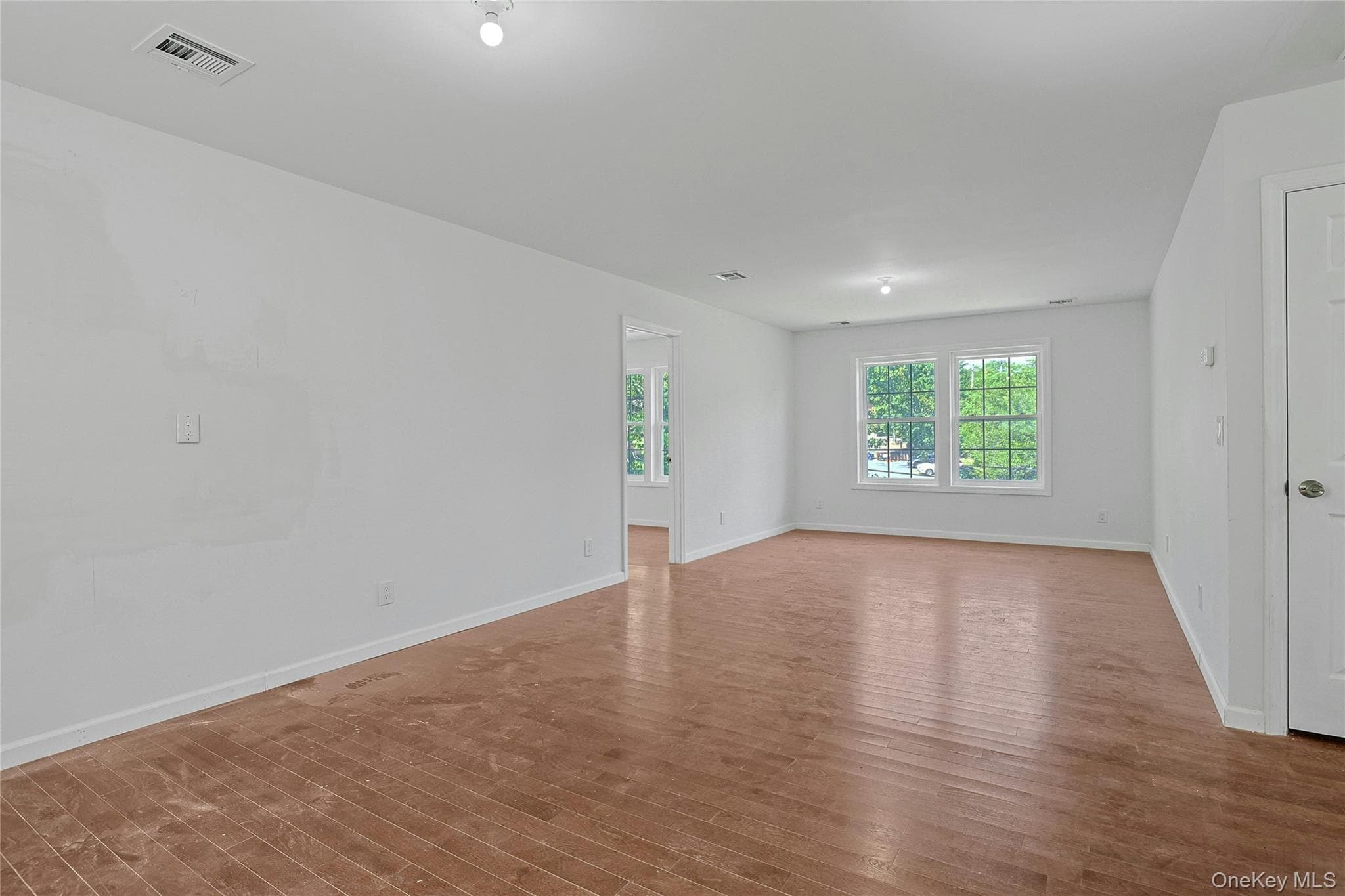 15 Waldron Avenue thumbnail 29