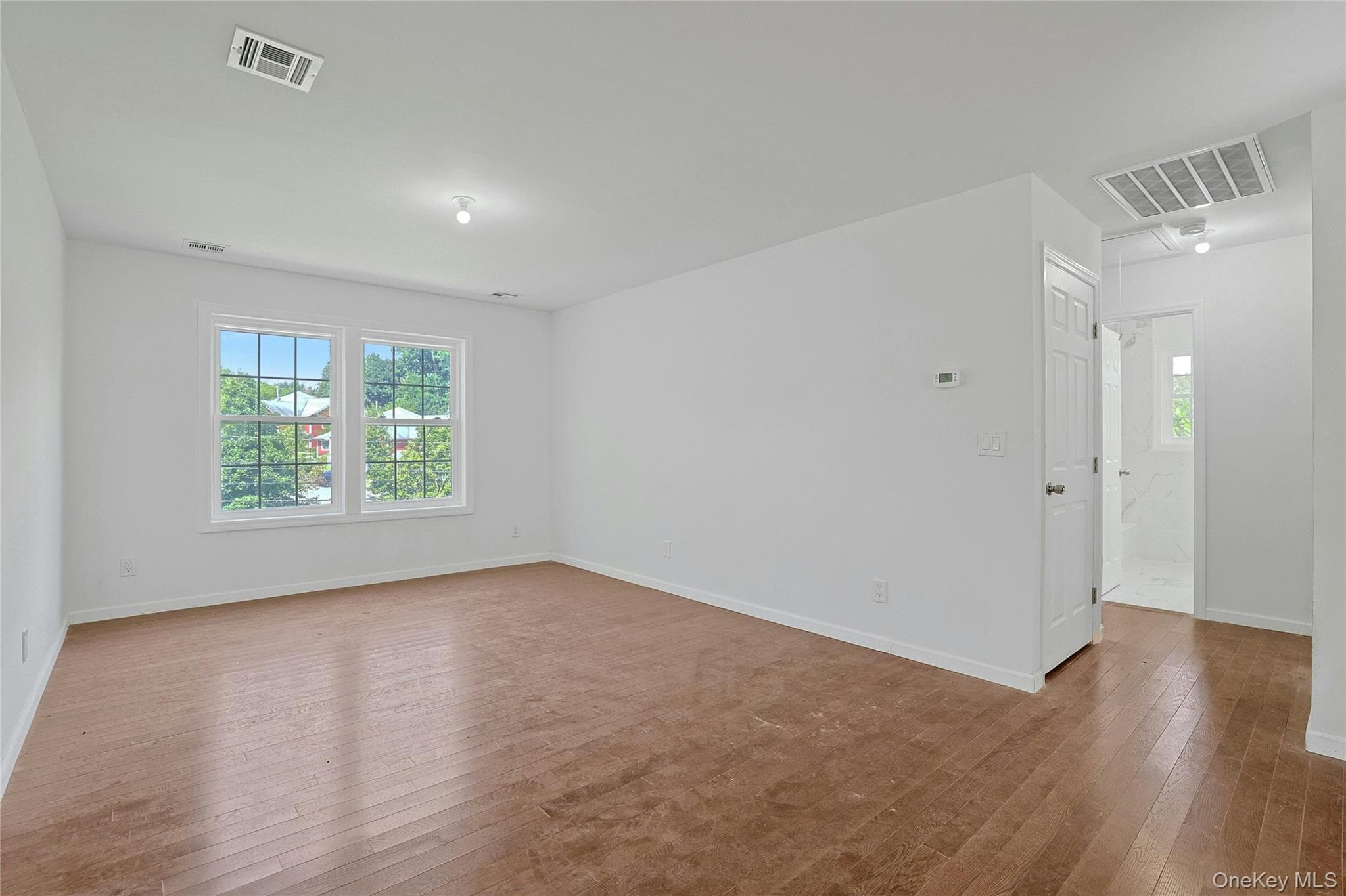 15 Waldron Avenue thumbnail 7