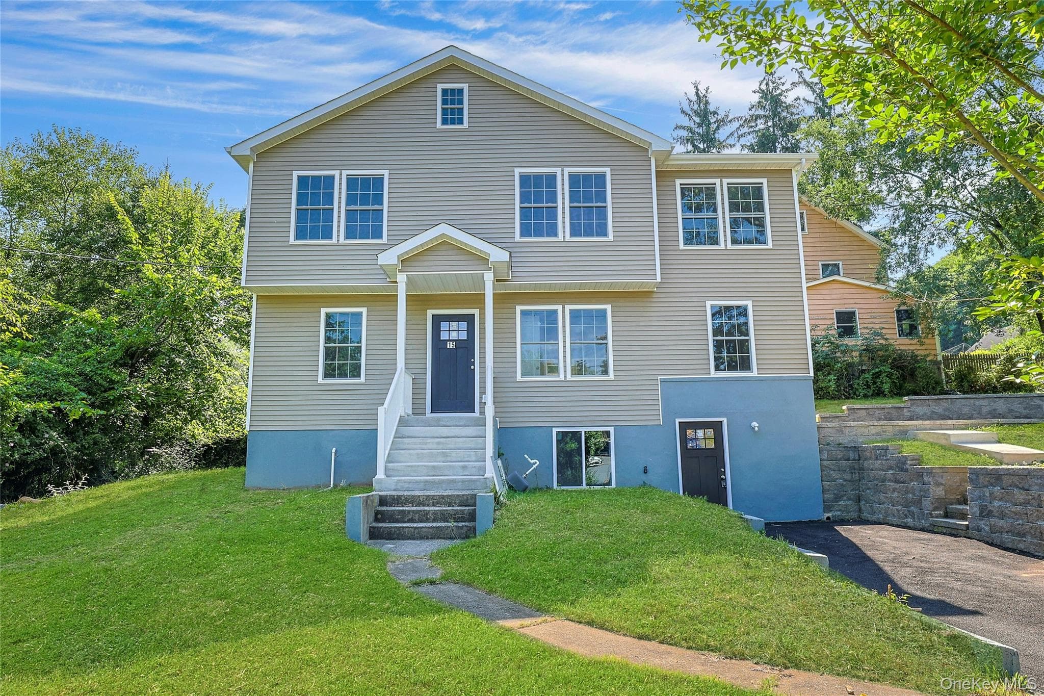 15 Waldron Avenue thumbnail 2