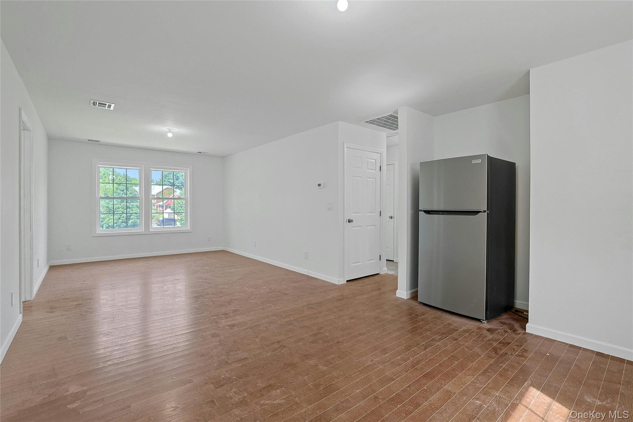 15 Waldron Avenue thumbnail 25