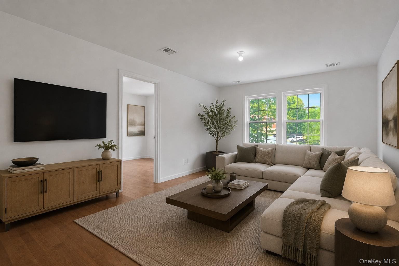 15 Waldron Avenue thumbnail 5