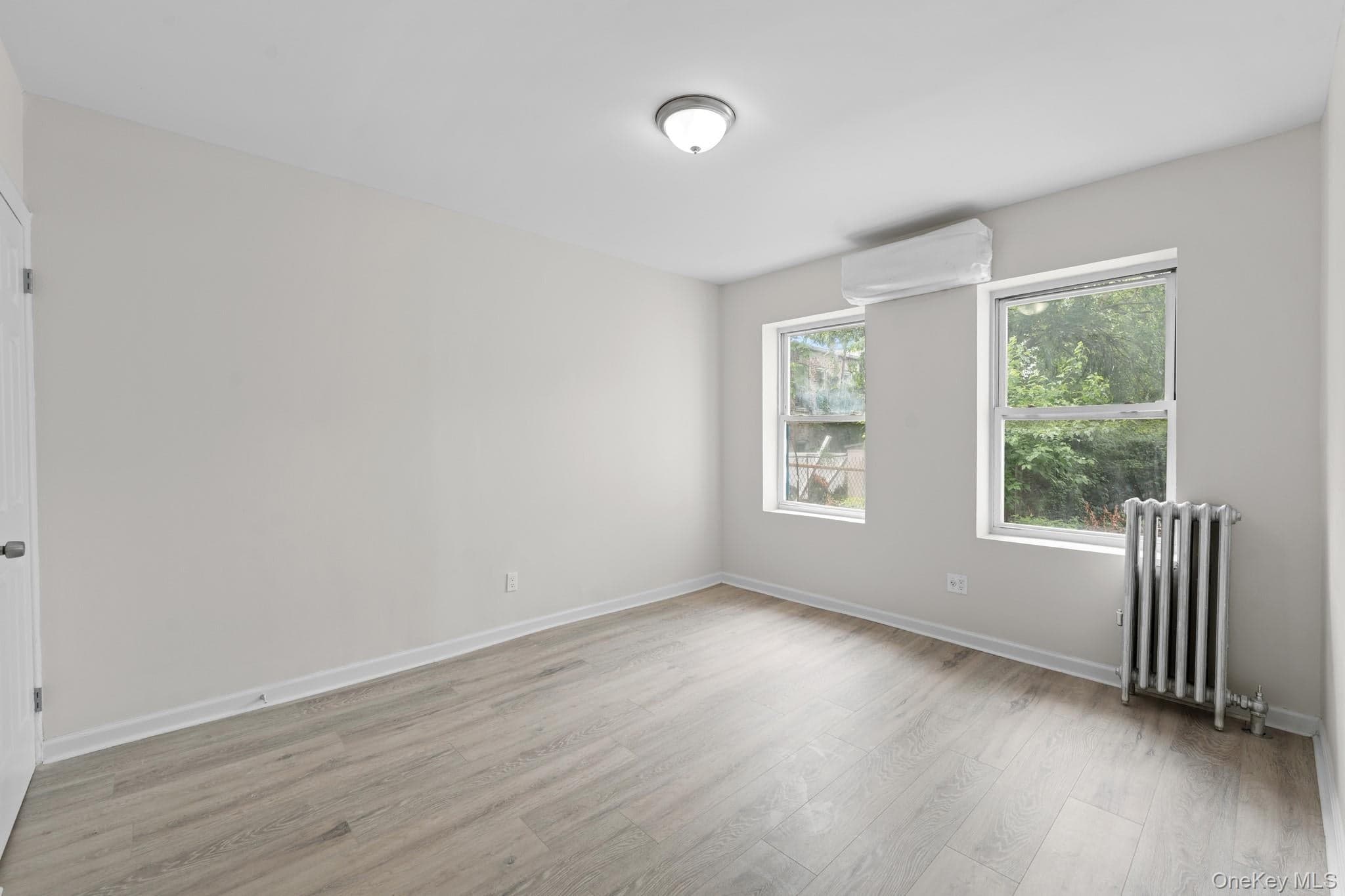 482 Hegeman Avenue thumbnail 10