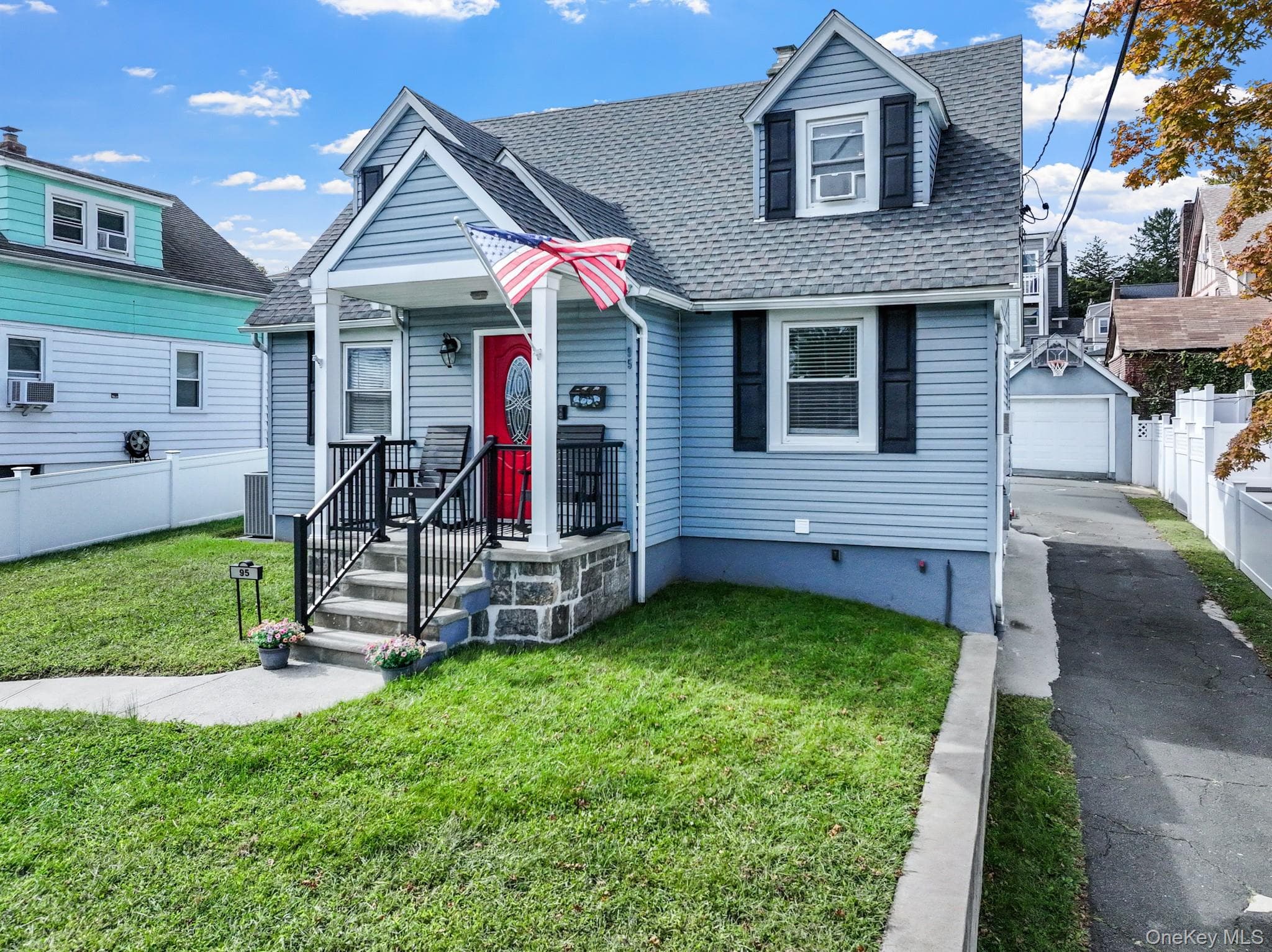 95 aka 93 Sumner Avenue thumbnail 2
