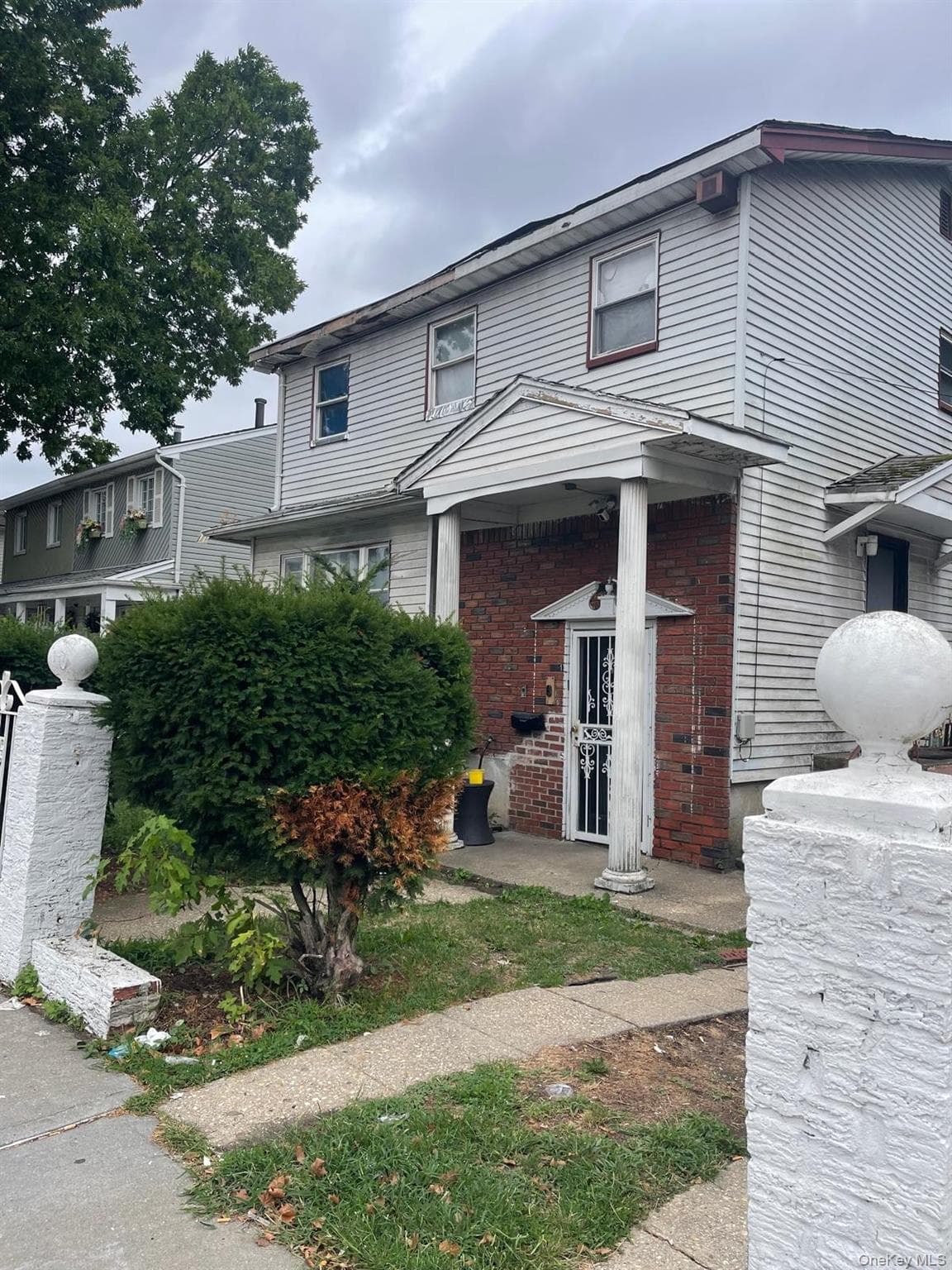 117-04 Van Wyck Expressway, South Ozone Park
