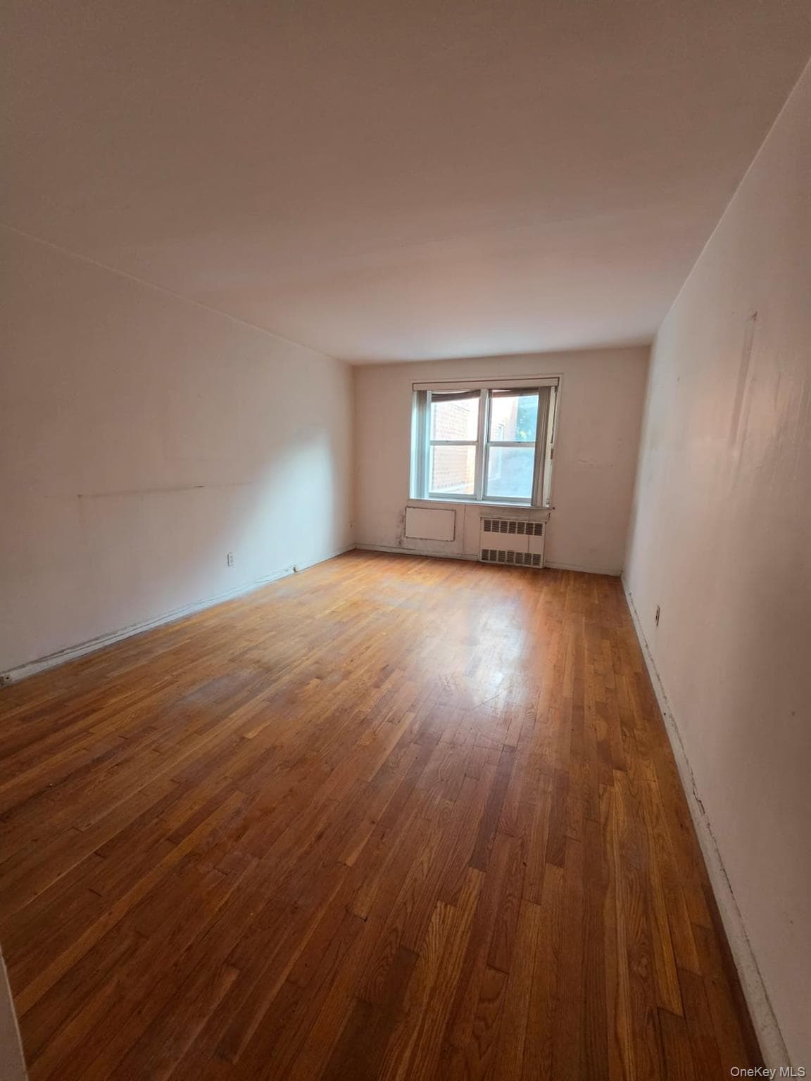 679 W 239th ST Unit: 3E thumbnail 4