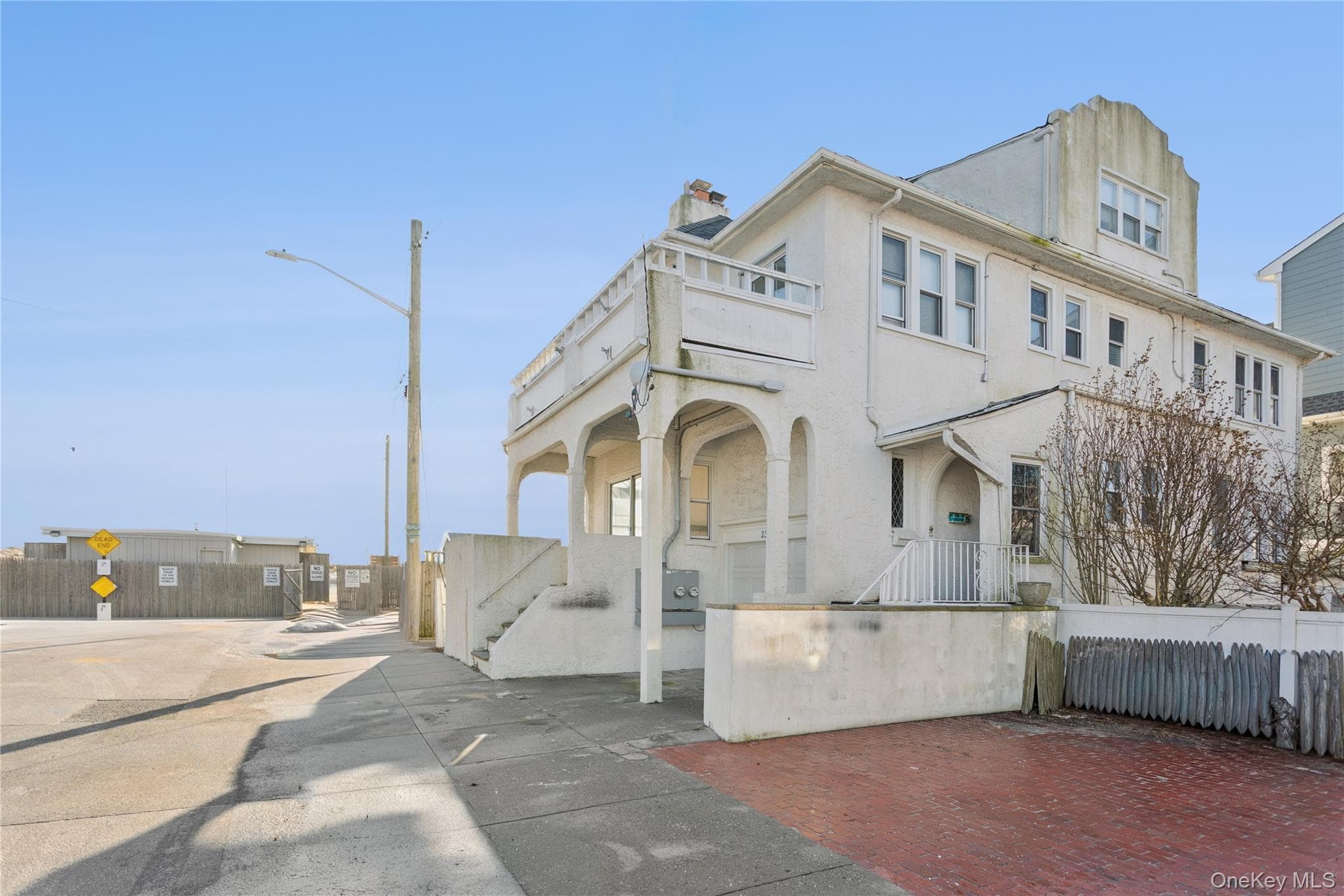 23 Troy Avenue thumbnail 3