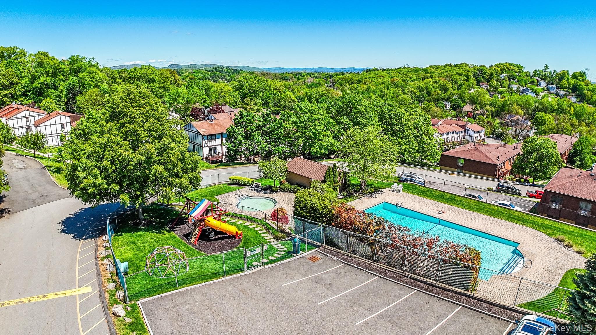 292 Richard Court Unit: 292 thumbnail 23