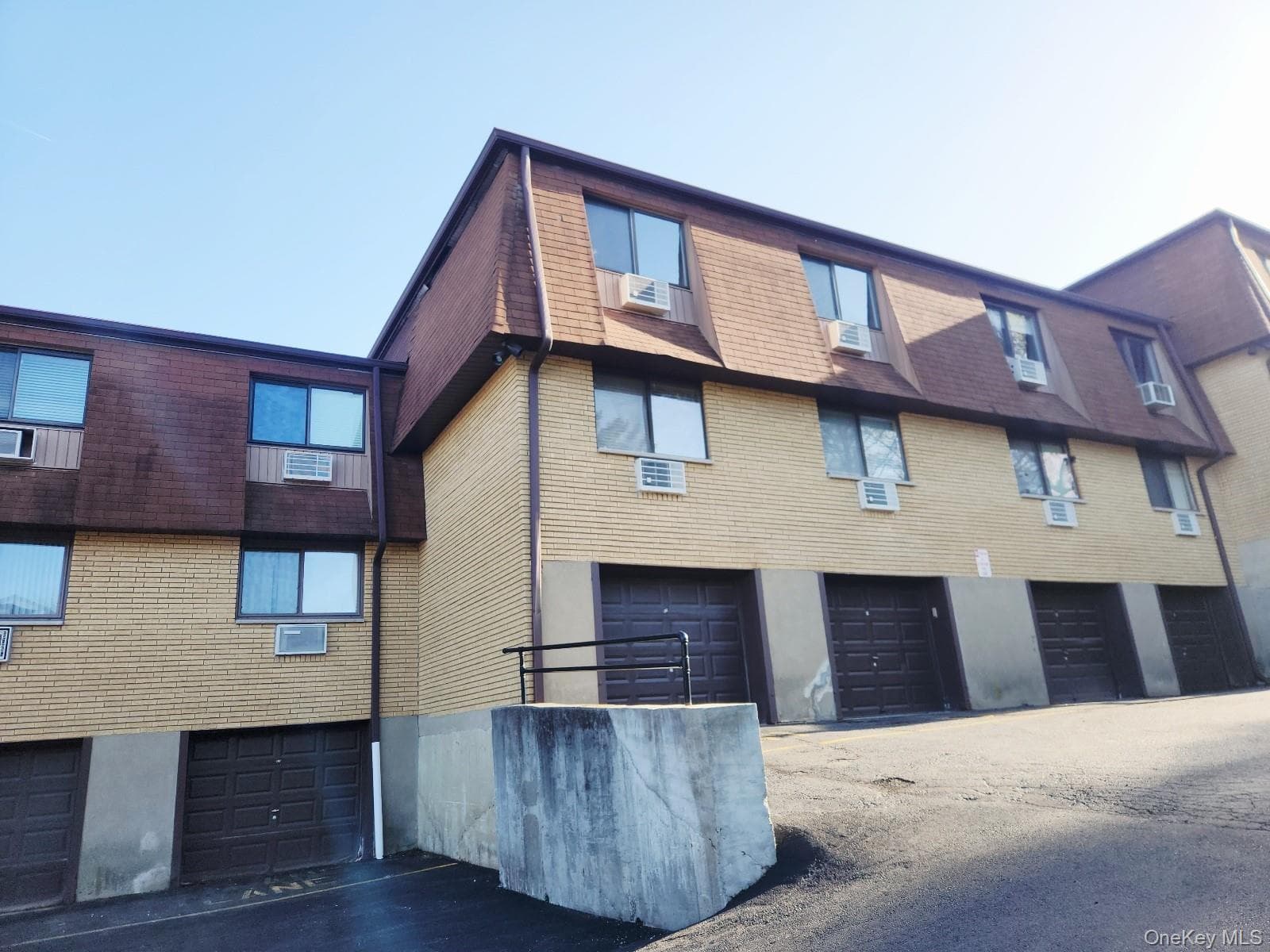 292 Richard Court Unit: 292 thumbnail 19