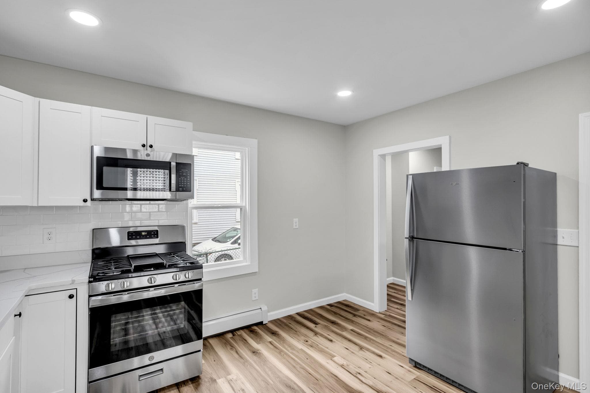44 Glenwood Avenue thumbnail 6