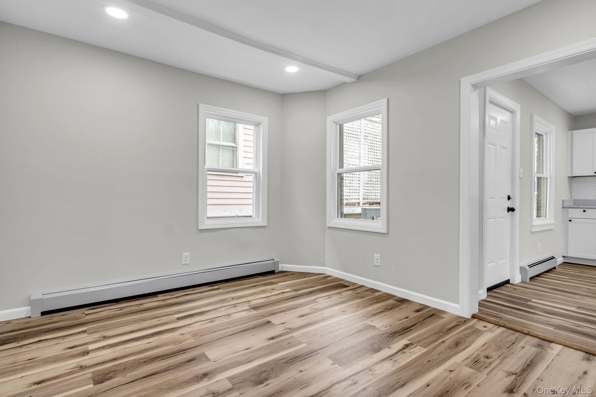 44 Glenwood Avenue thumbnail 8