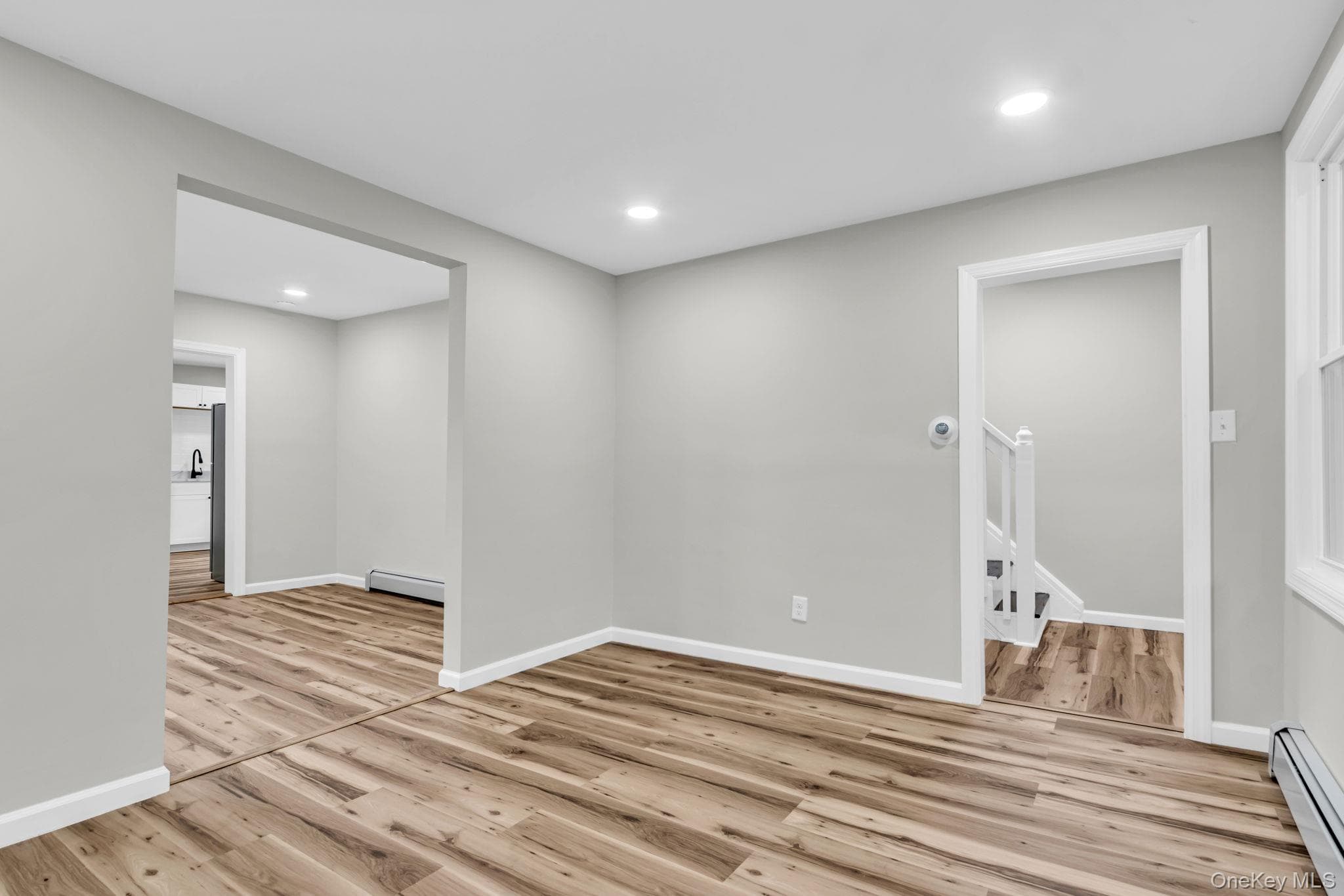 44 Glenwood Avenue thumbnail 10