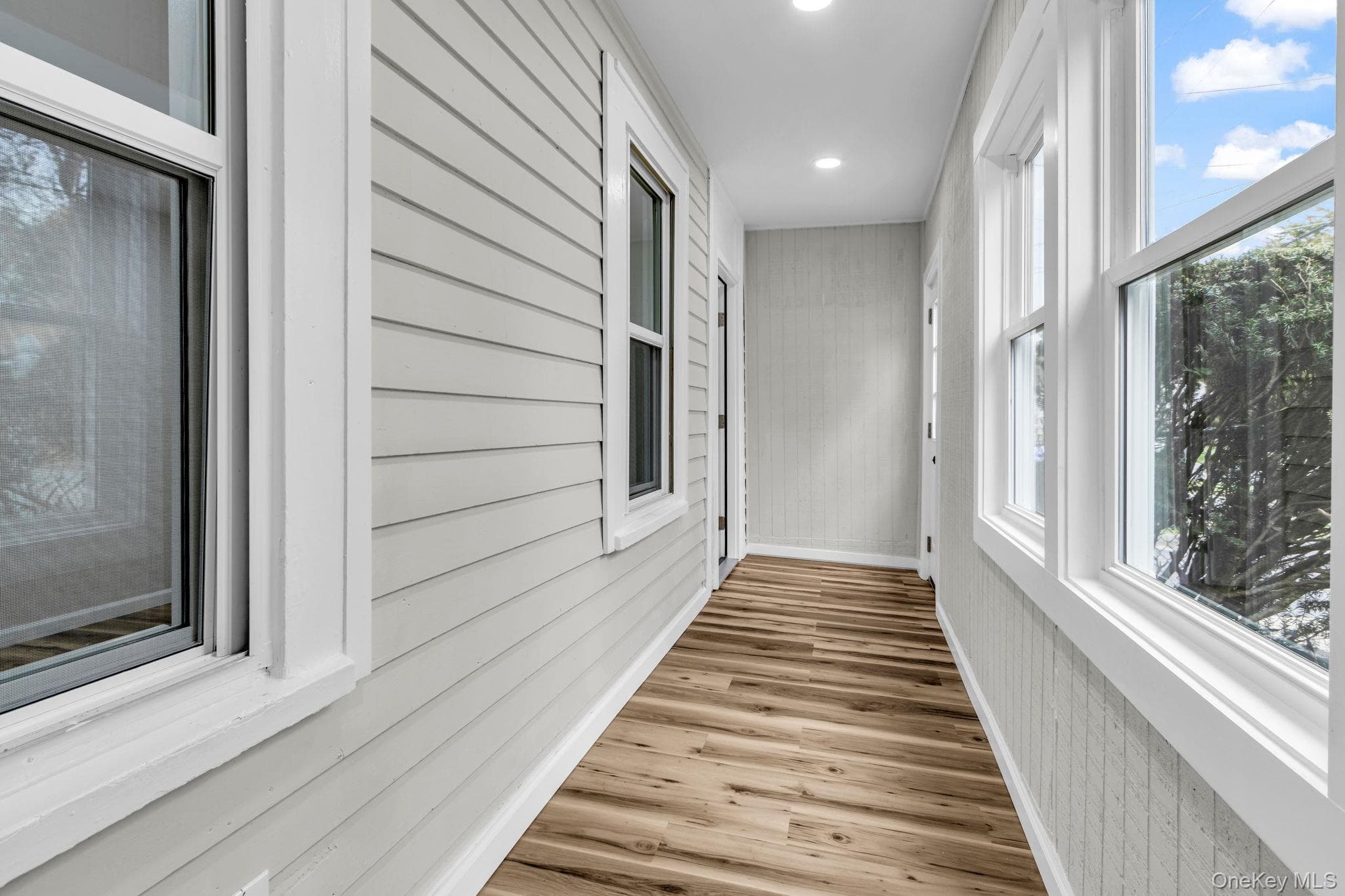 44 Glenwood Avenue thumbnail 12