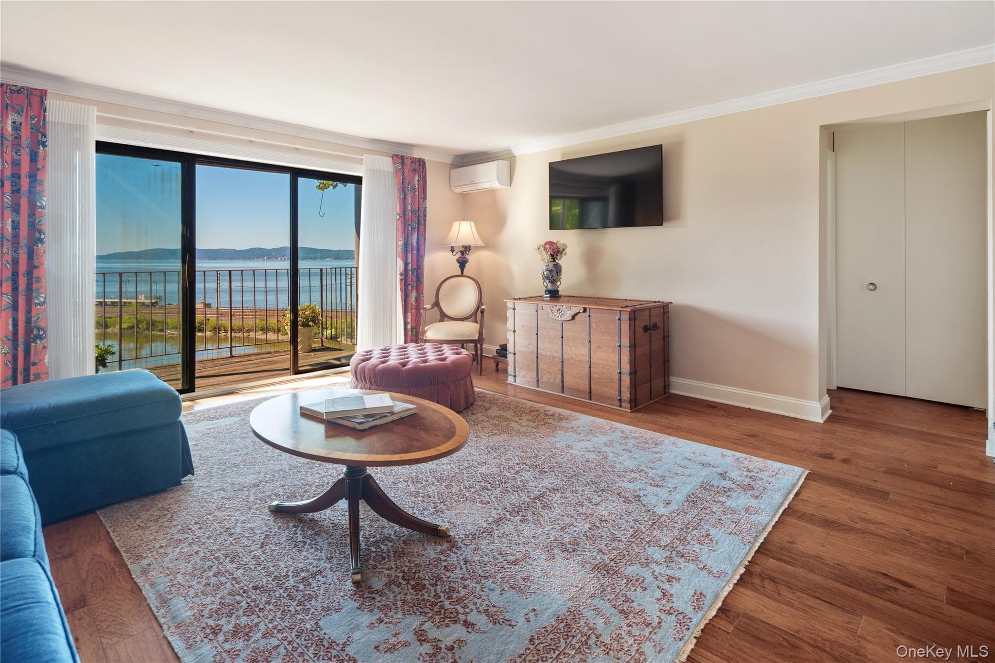 303 Kemeys Cove Unit: 303 thumbnail 4