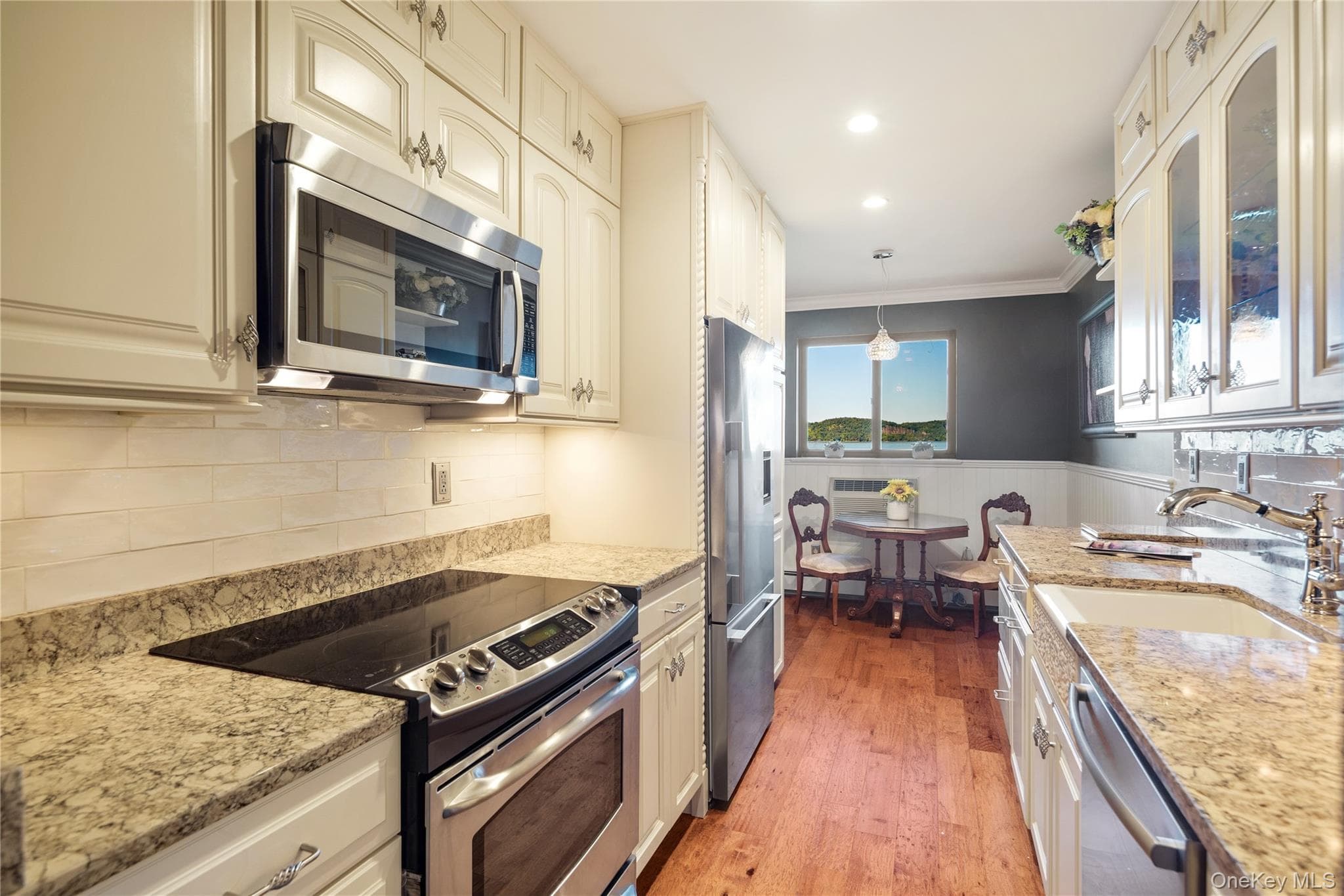 303 Kemeys Cove Unit: 303 thumbnail 9