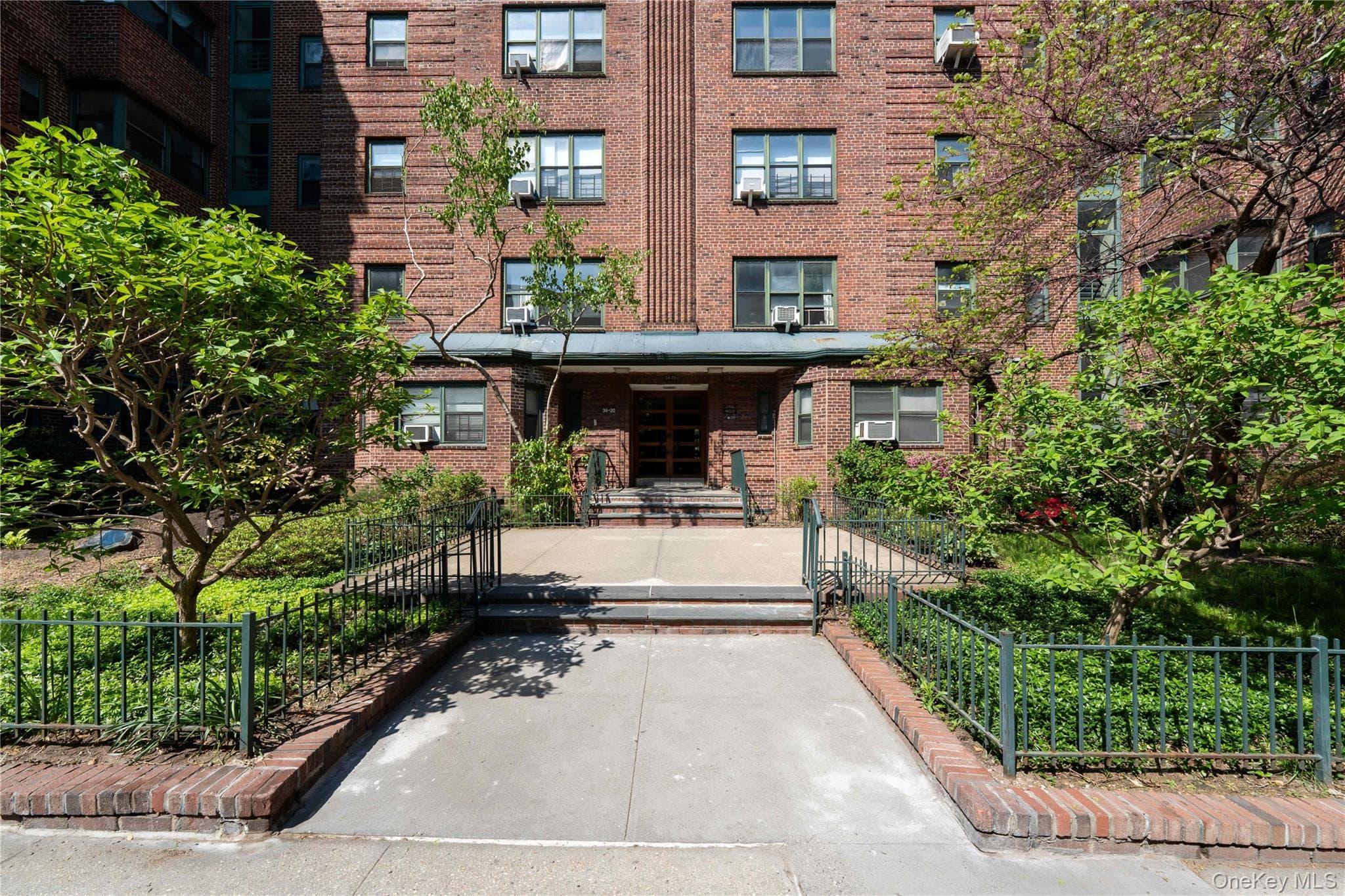 34-20 79th Street Unit: 1 thumbnail 9