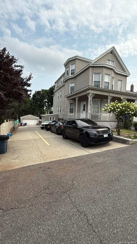 225 Edgewood Avenue thumbnail 2