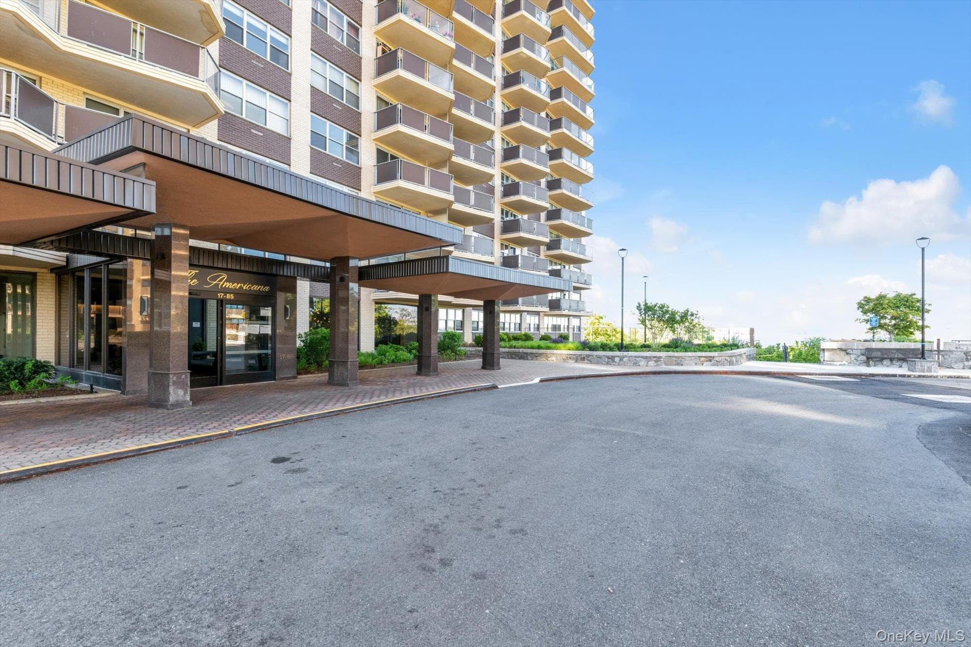 17-85 215 Street Unit: 1 L thumbnail 3
