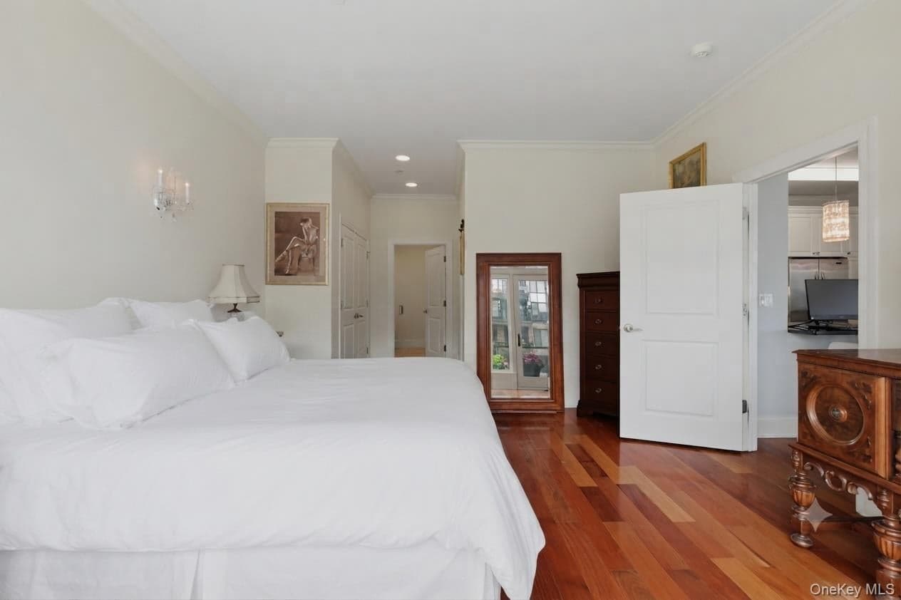 16 Rivers Edge Drive Unit: 201 thumbnail 18
