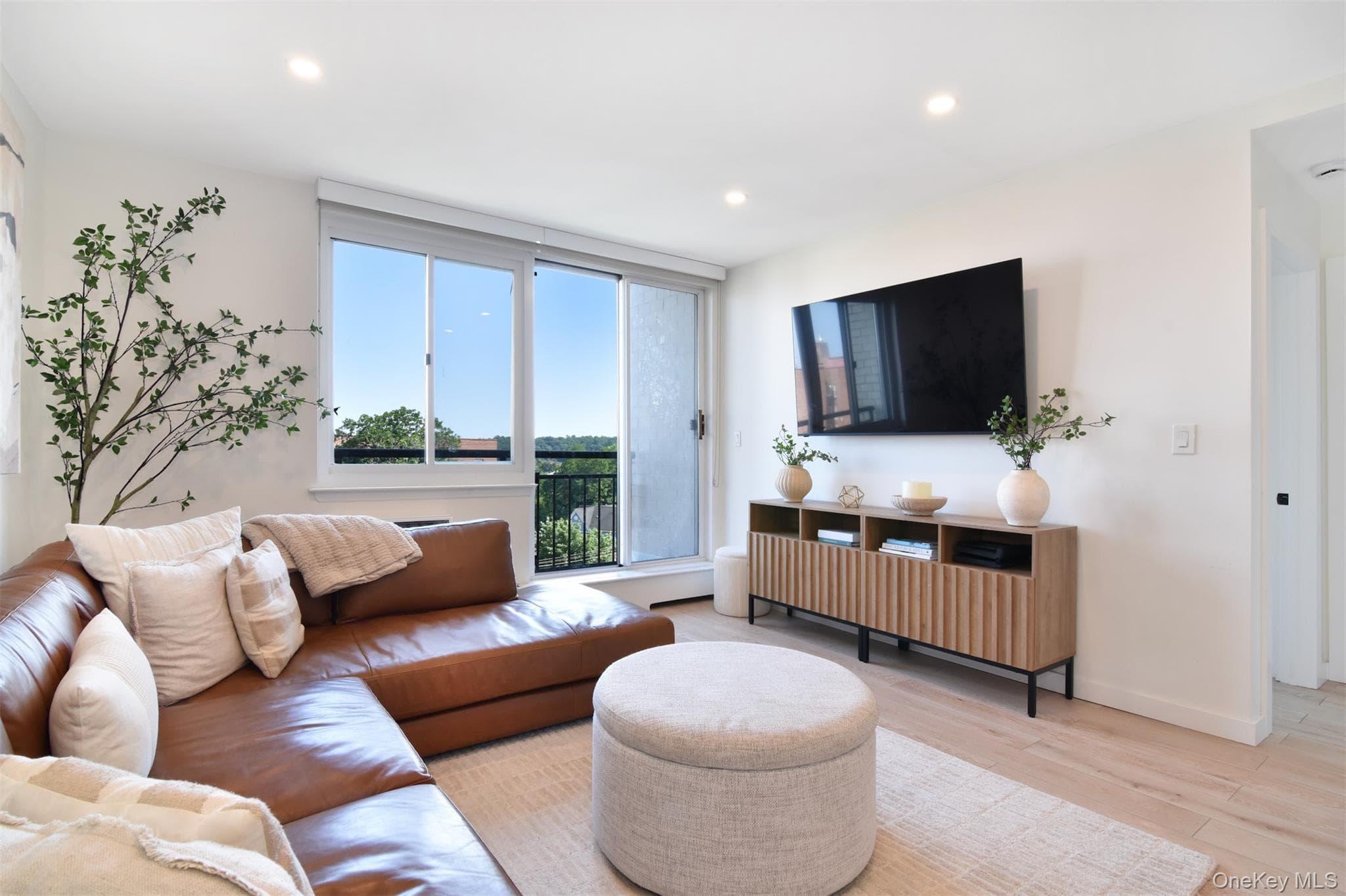 703 Pelham Road Unit: 513 thumbnail 4