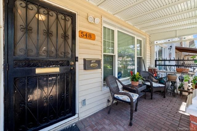 548 Bolton Avenue thumbnail 2
