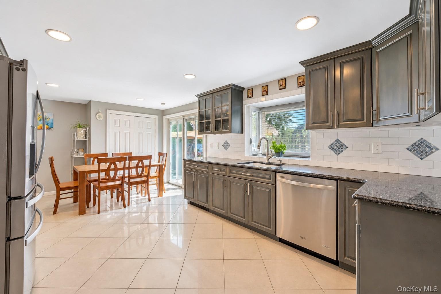 14 Hollingwood Drive thumbnail 21