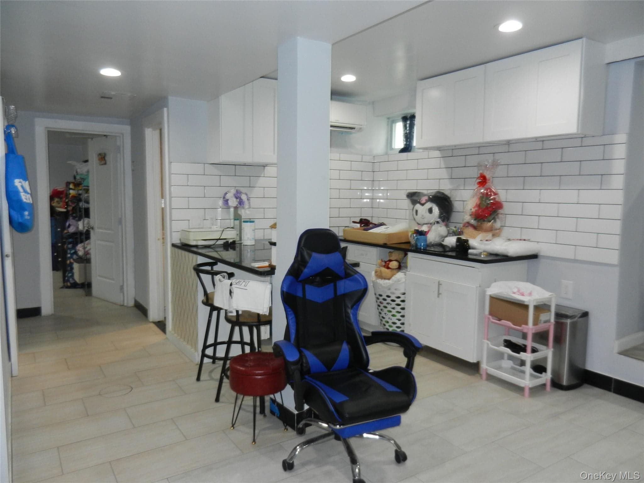 64 Avondale Street thumbnail 17