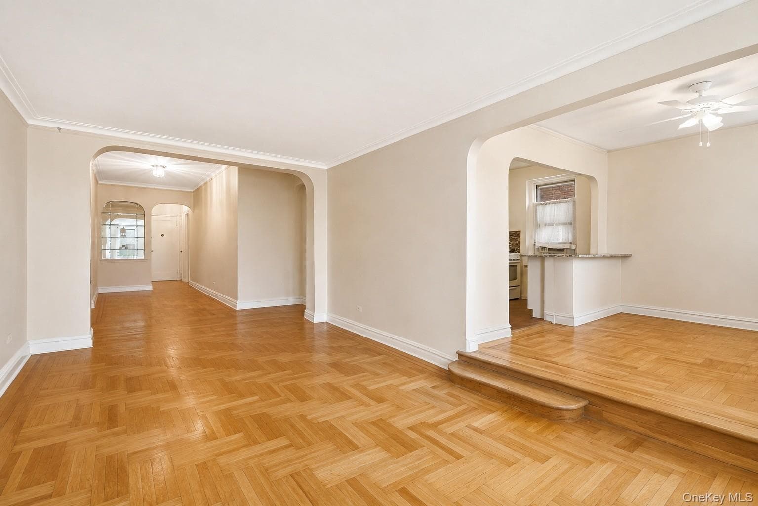 601 Pelham Parkway Unit: 106, Bronx