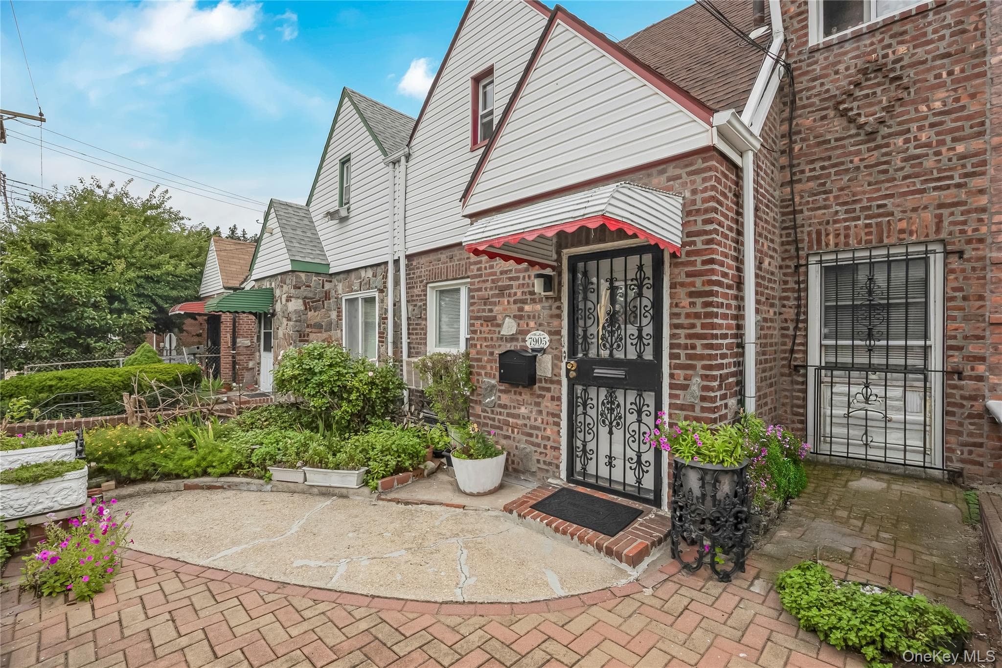 7905 Pitkin Avenue thumbnail 2