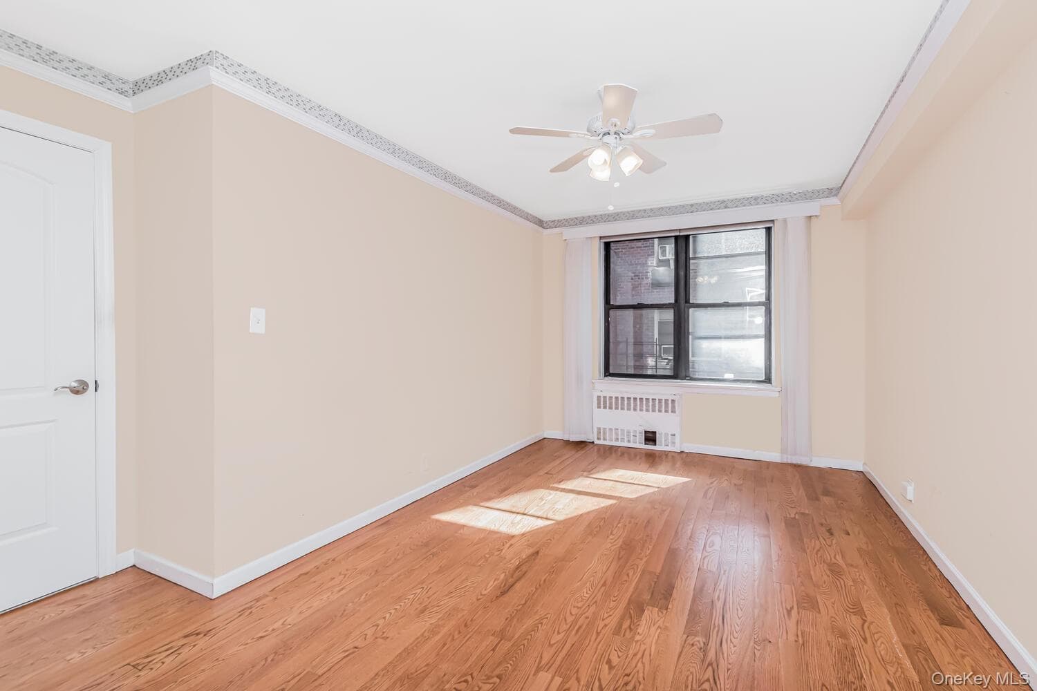 4315 Webster Avenue Unit: 1J thumbnail 7