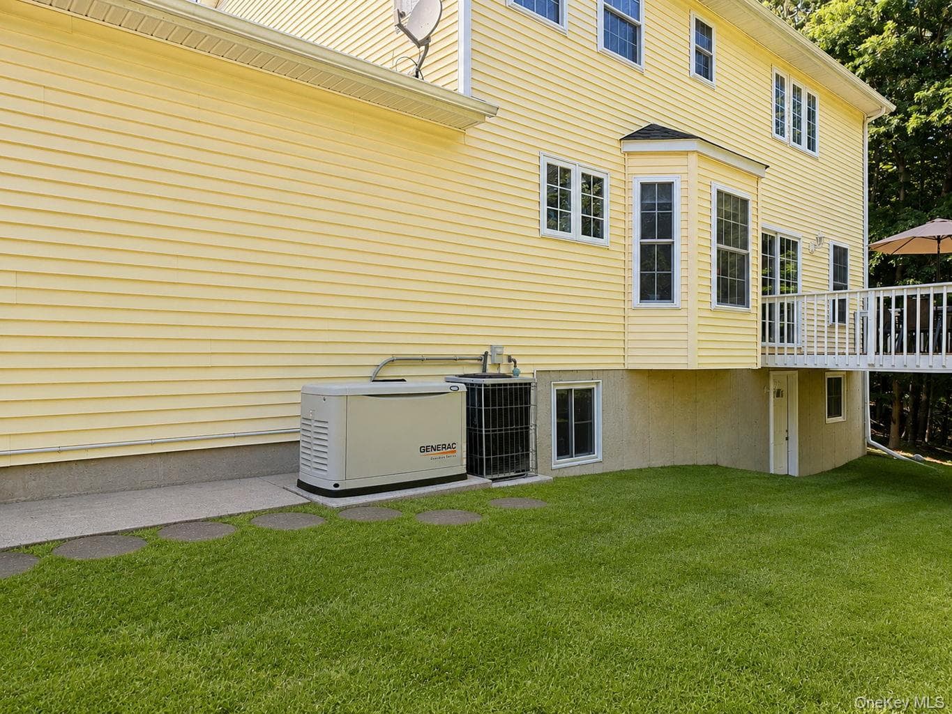 55 Fairway Drive thumbnail 38
