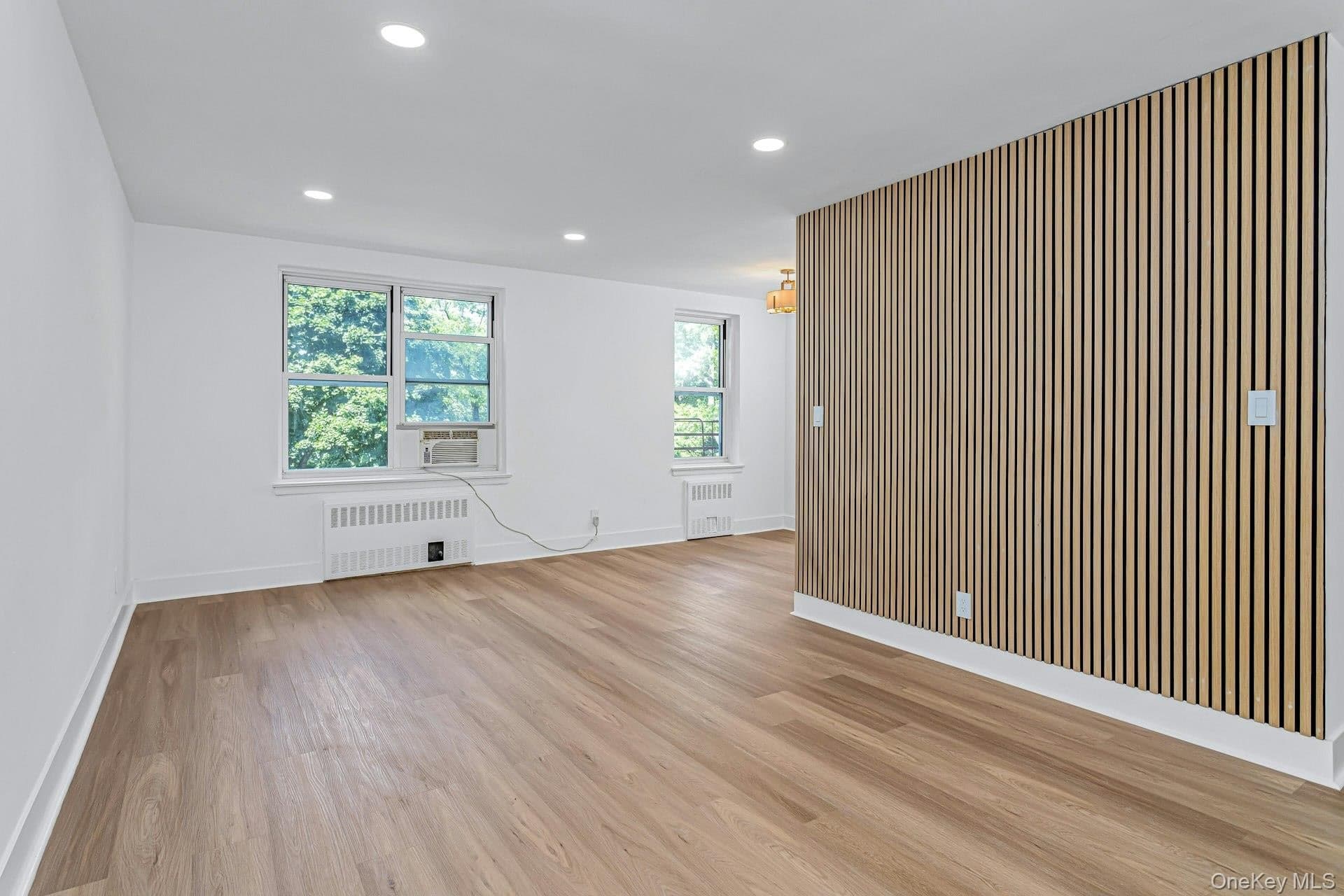 1300 Midland Avenue Unit: A30 thumbnail 12